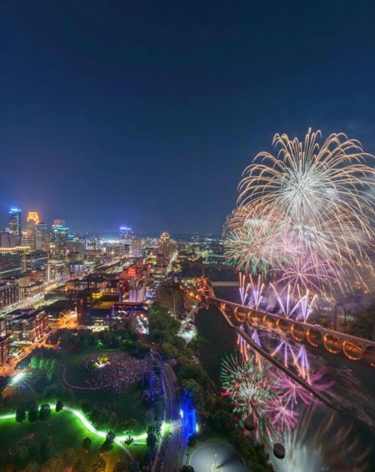 1111 W River Parkway Unit: 27B