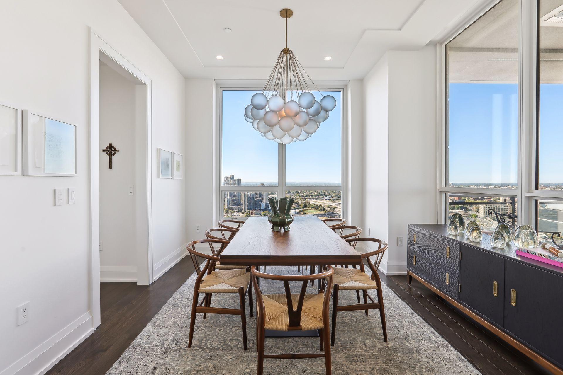 1111 W River Parkway Unit: 27B