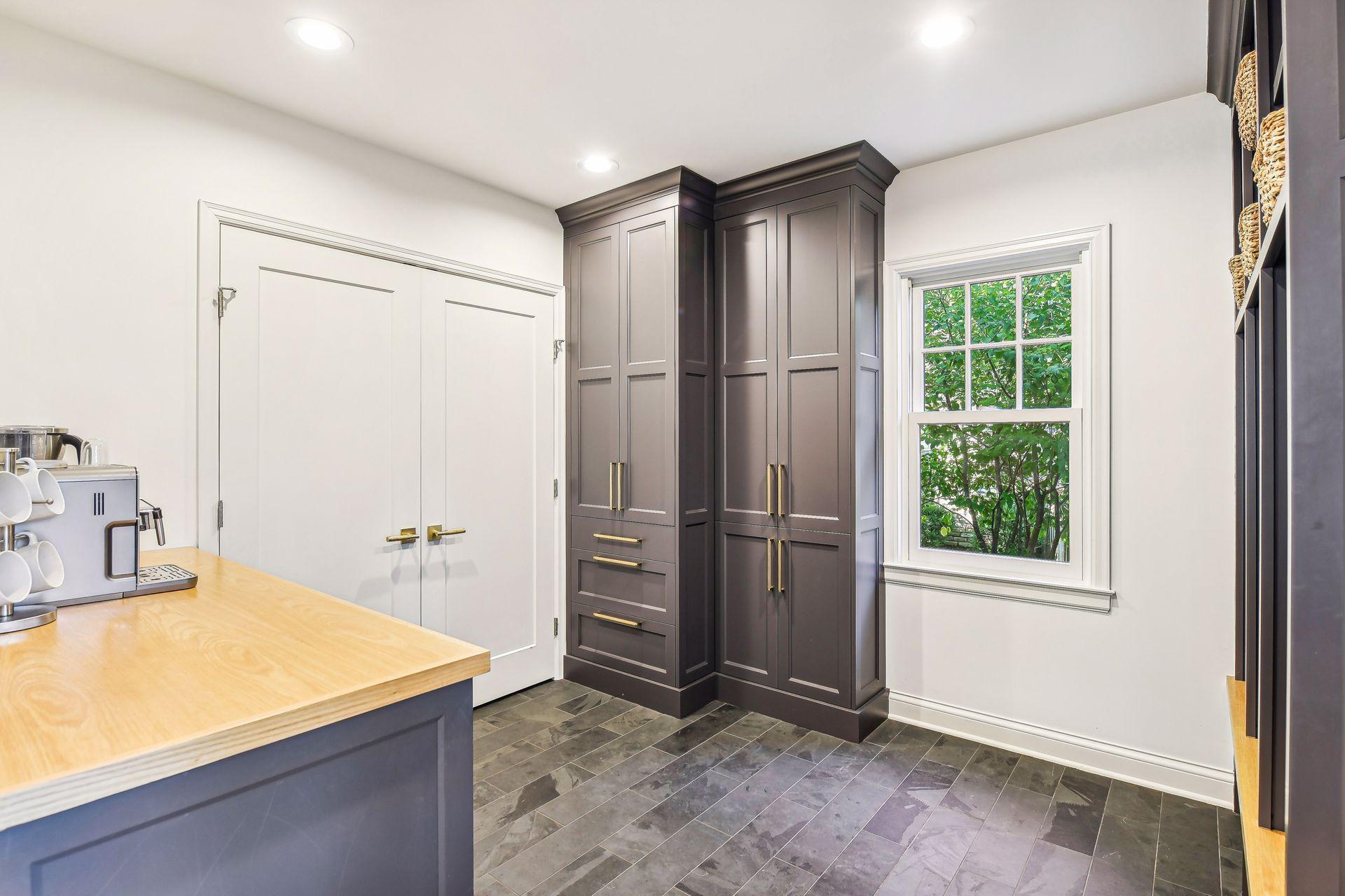 3955 Natchez Avenue S