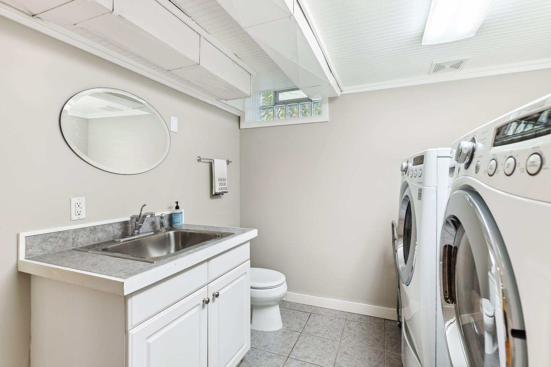 3955 Natchez Avenue S