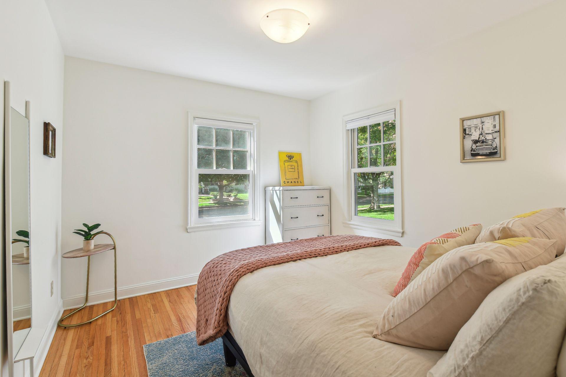 3955 Natchez Avenue S