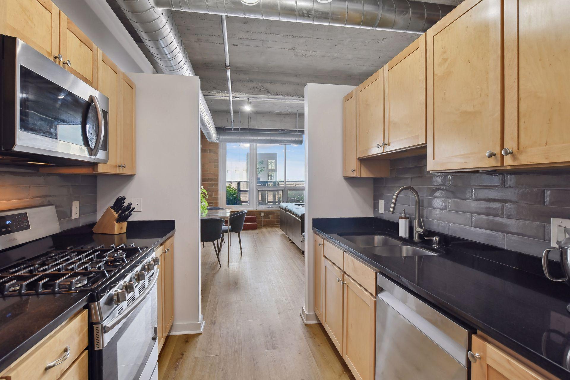901 N 3rd Street Unit: 412
