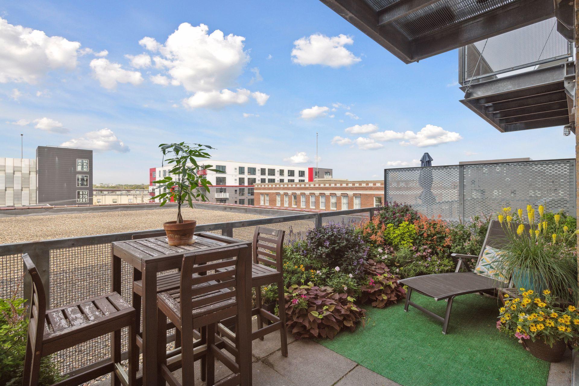 901 N 3rd Street Unit: 412