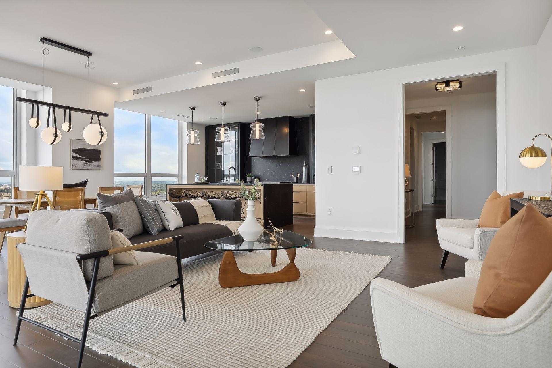 1111 W River Parkway Unit: 33C