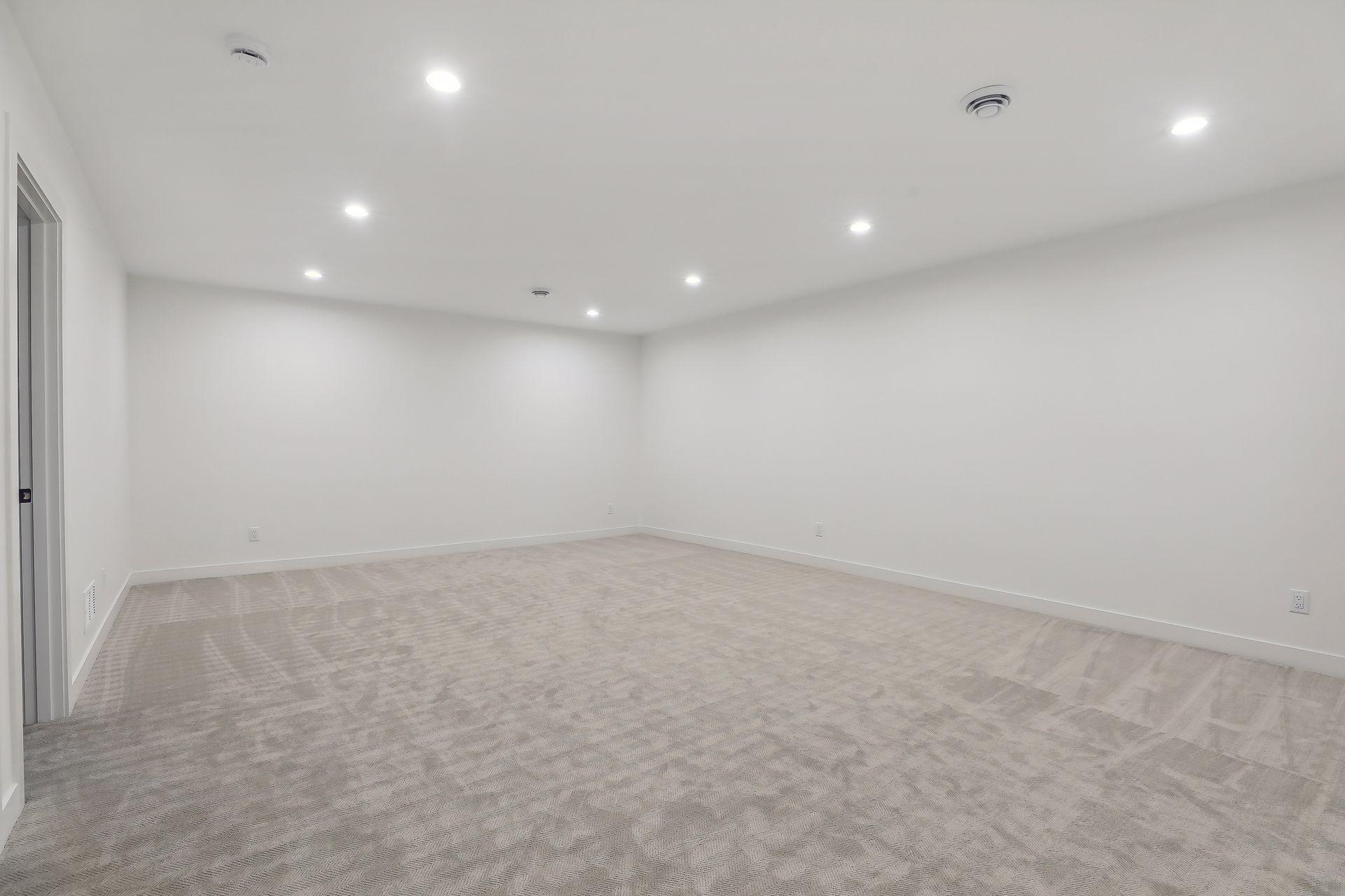 2710 W 55th Street