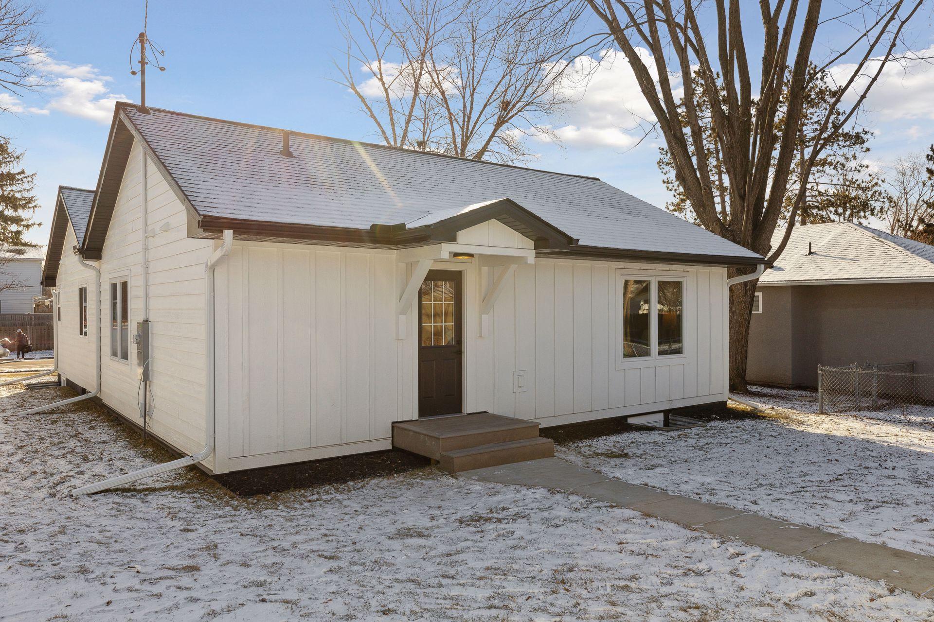 2710 W 55th Street