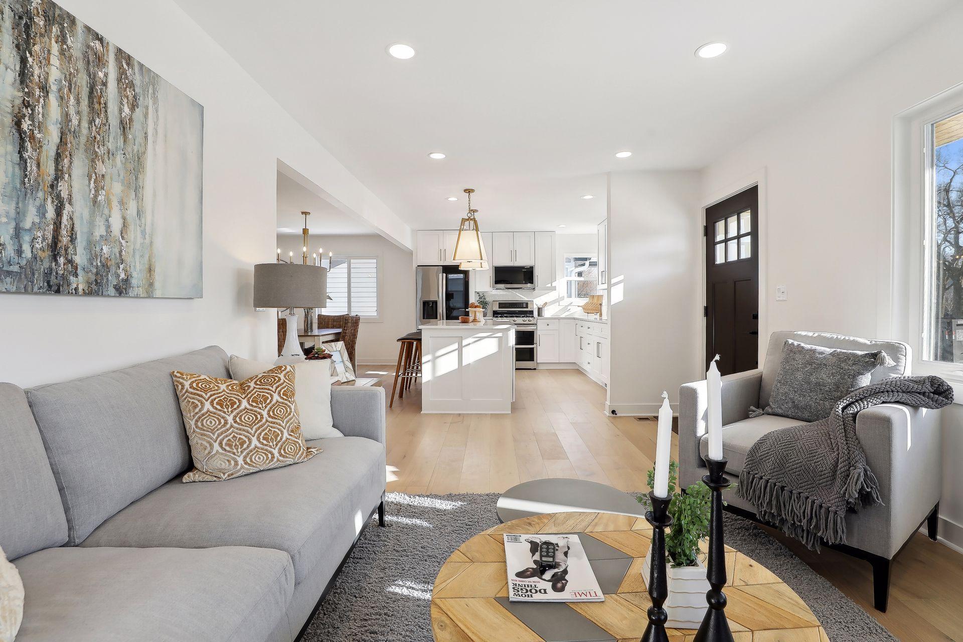 2710 W 55th Street