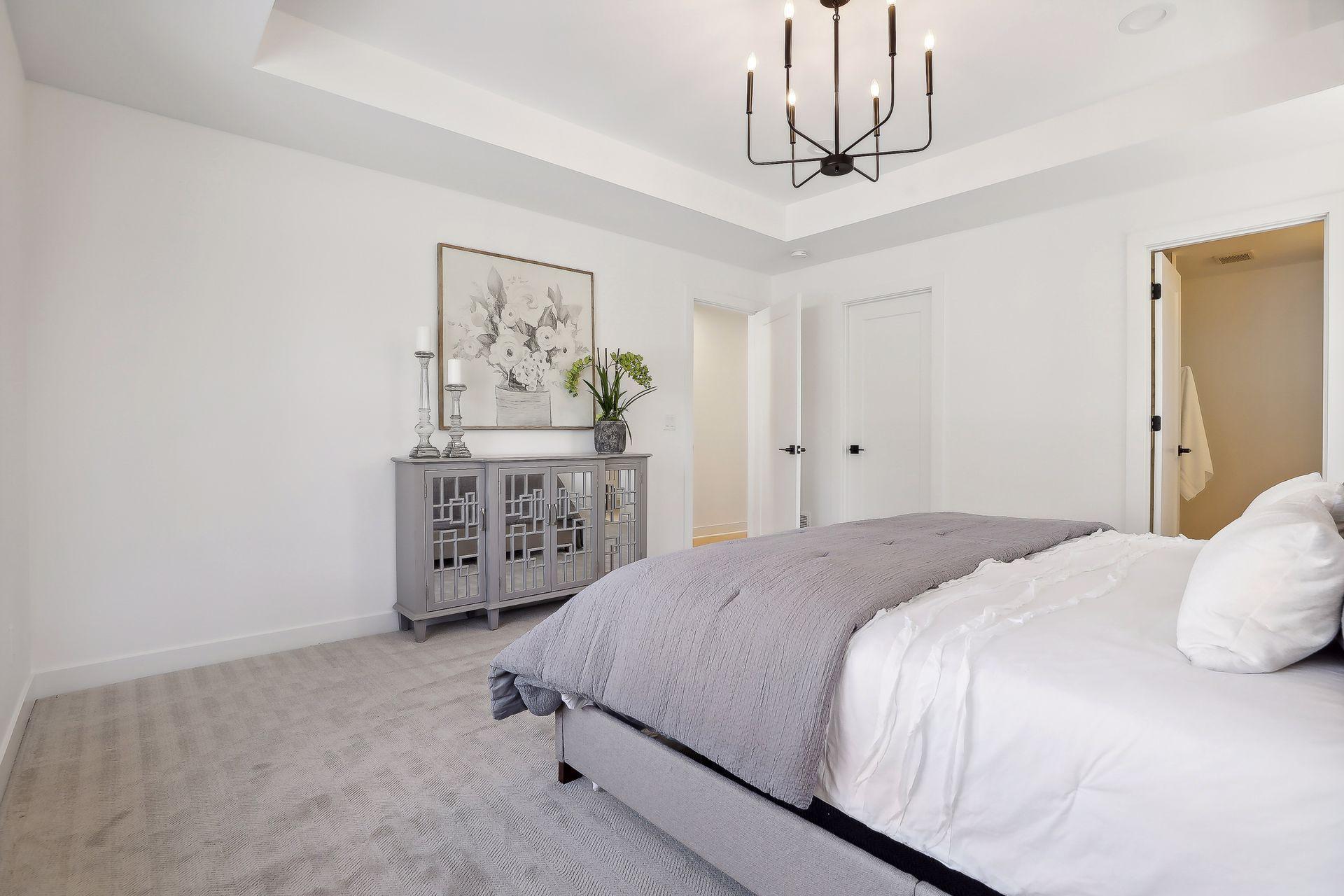 2710 W 55th Street