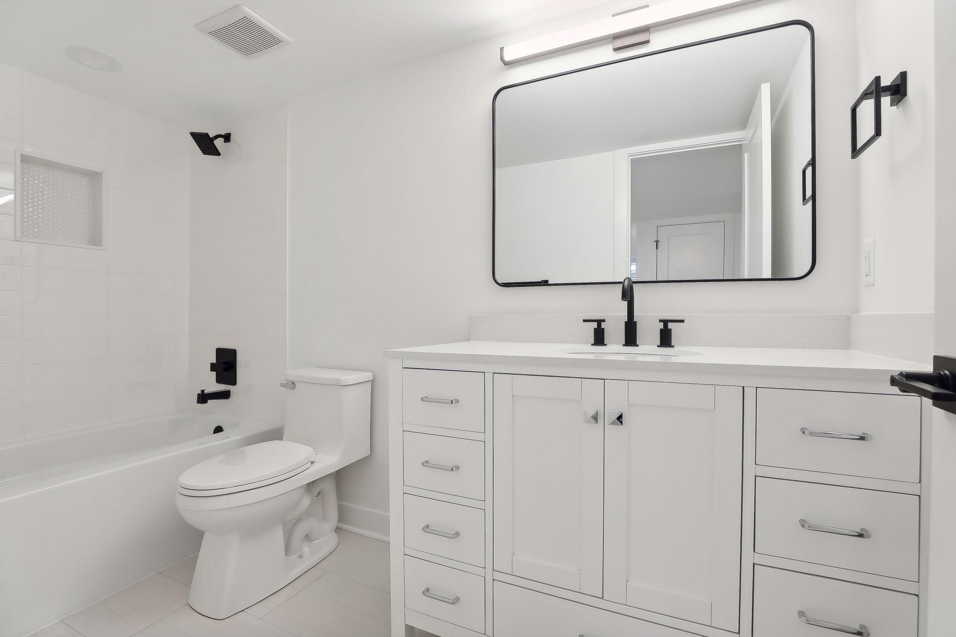 2710 W 55th Street