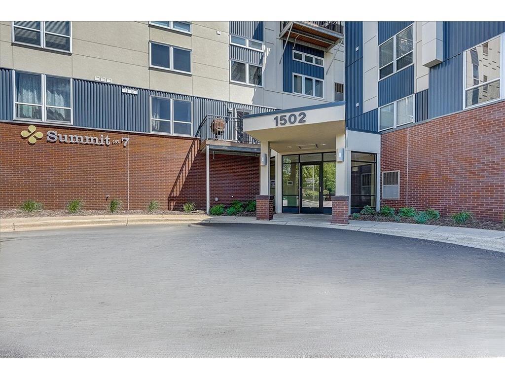 1502 5th Street N Unit: 212