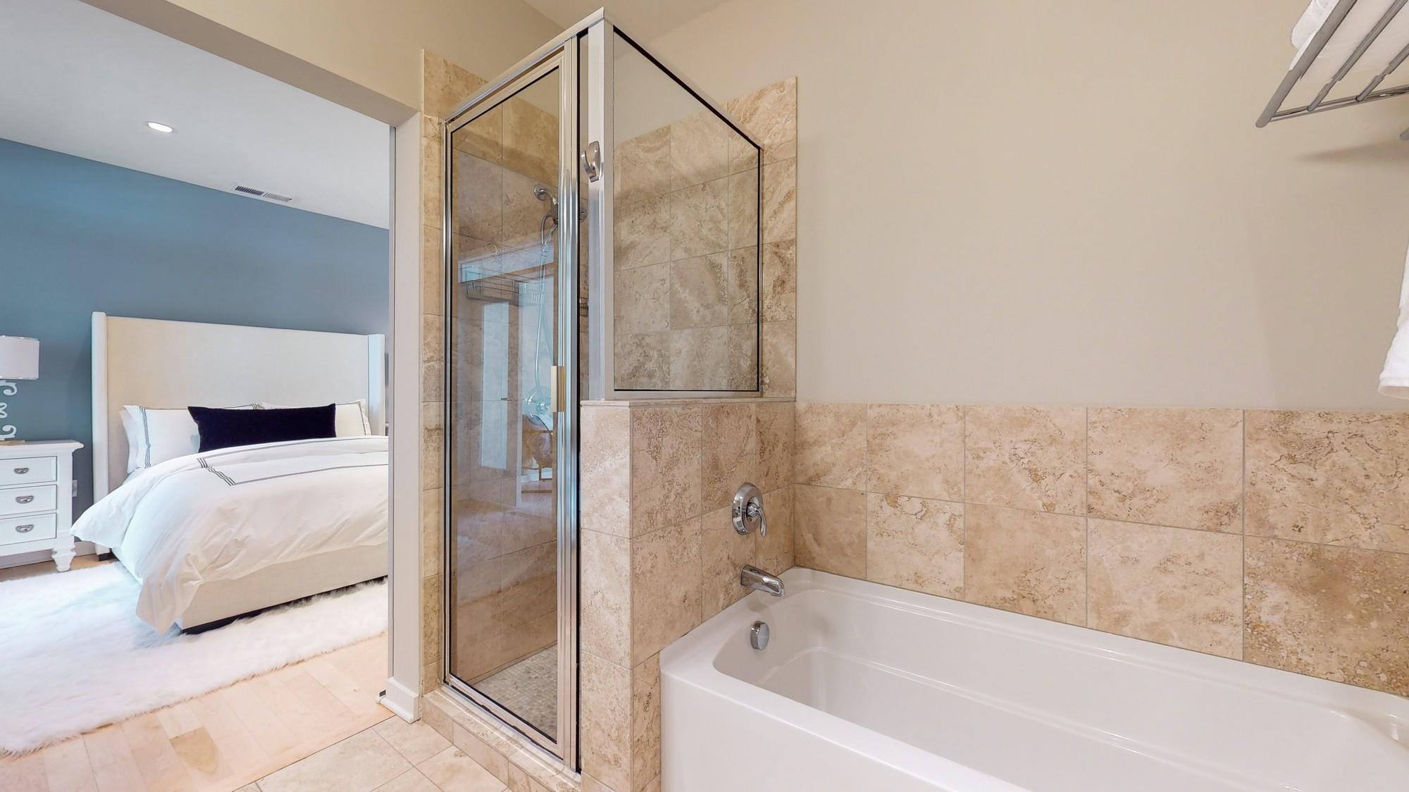 3104 W Lake Street Unit: 406