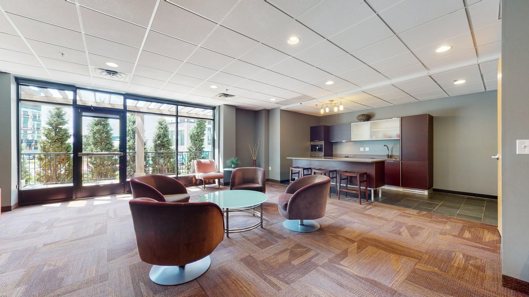 3104 W Lake Street Unit: 406