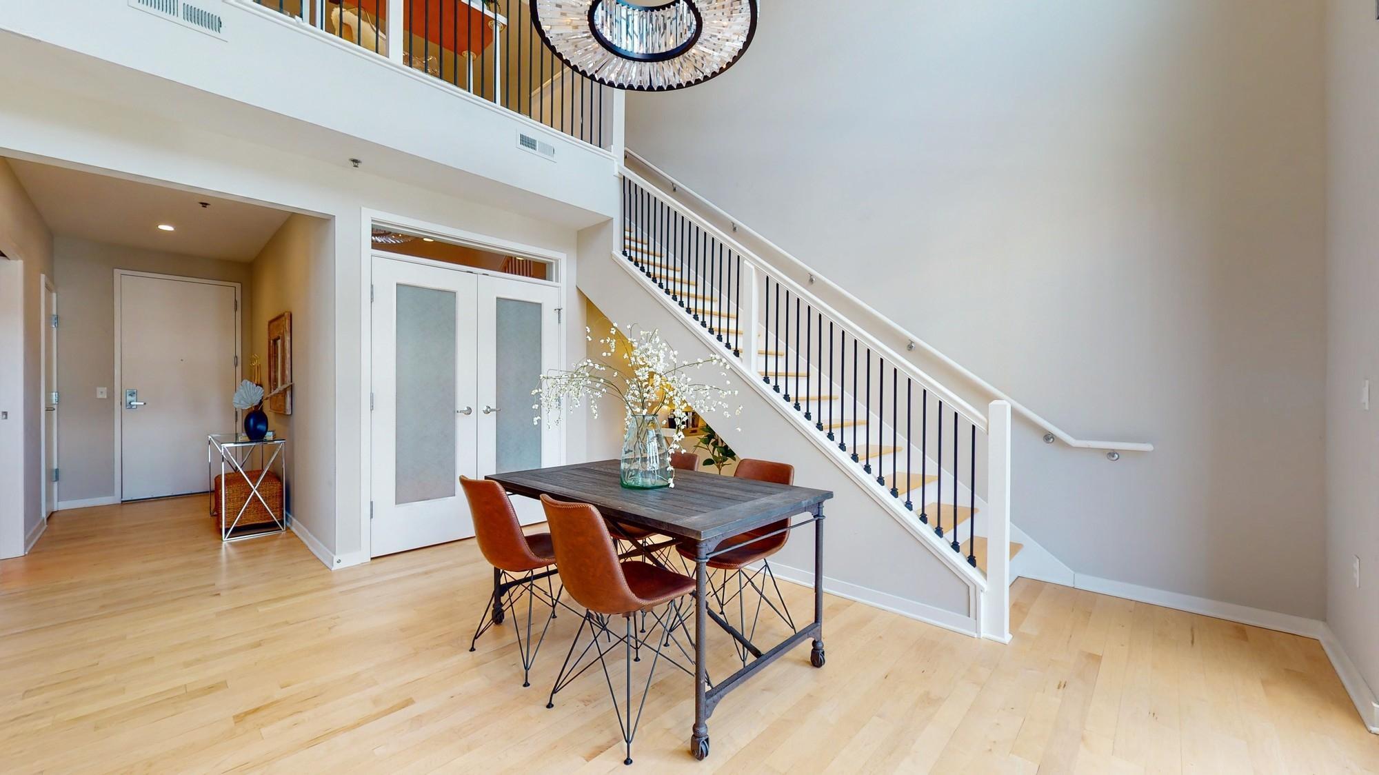 3104 W Lake Street Unit: 406