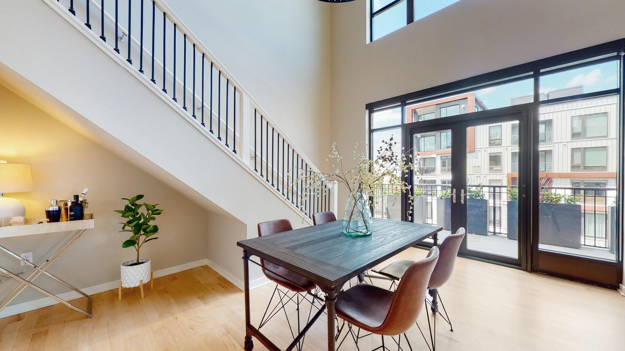 3104 W Lake Street Unit: 406