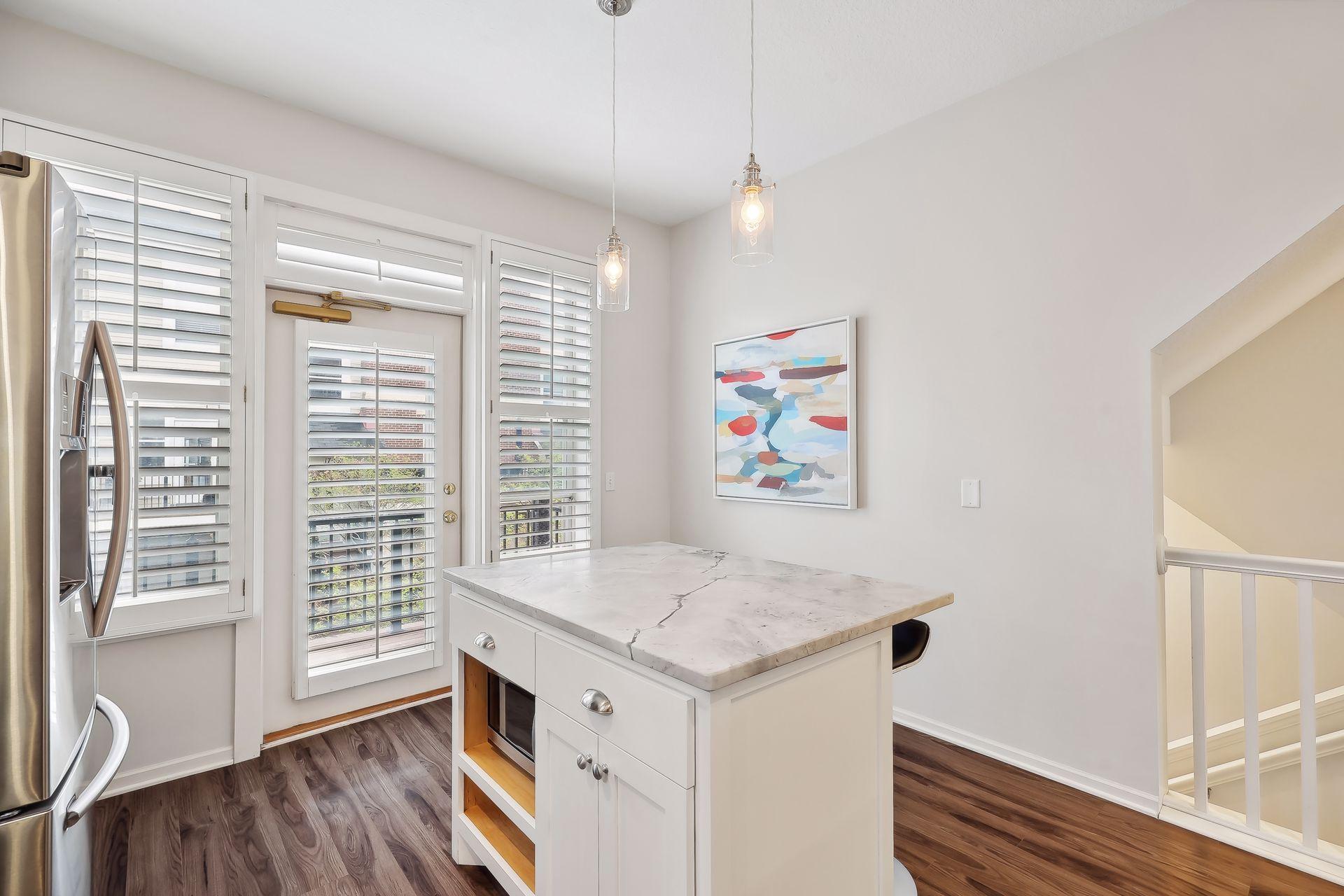 5 4th Avenue N Unit: 102