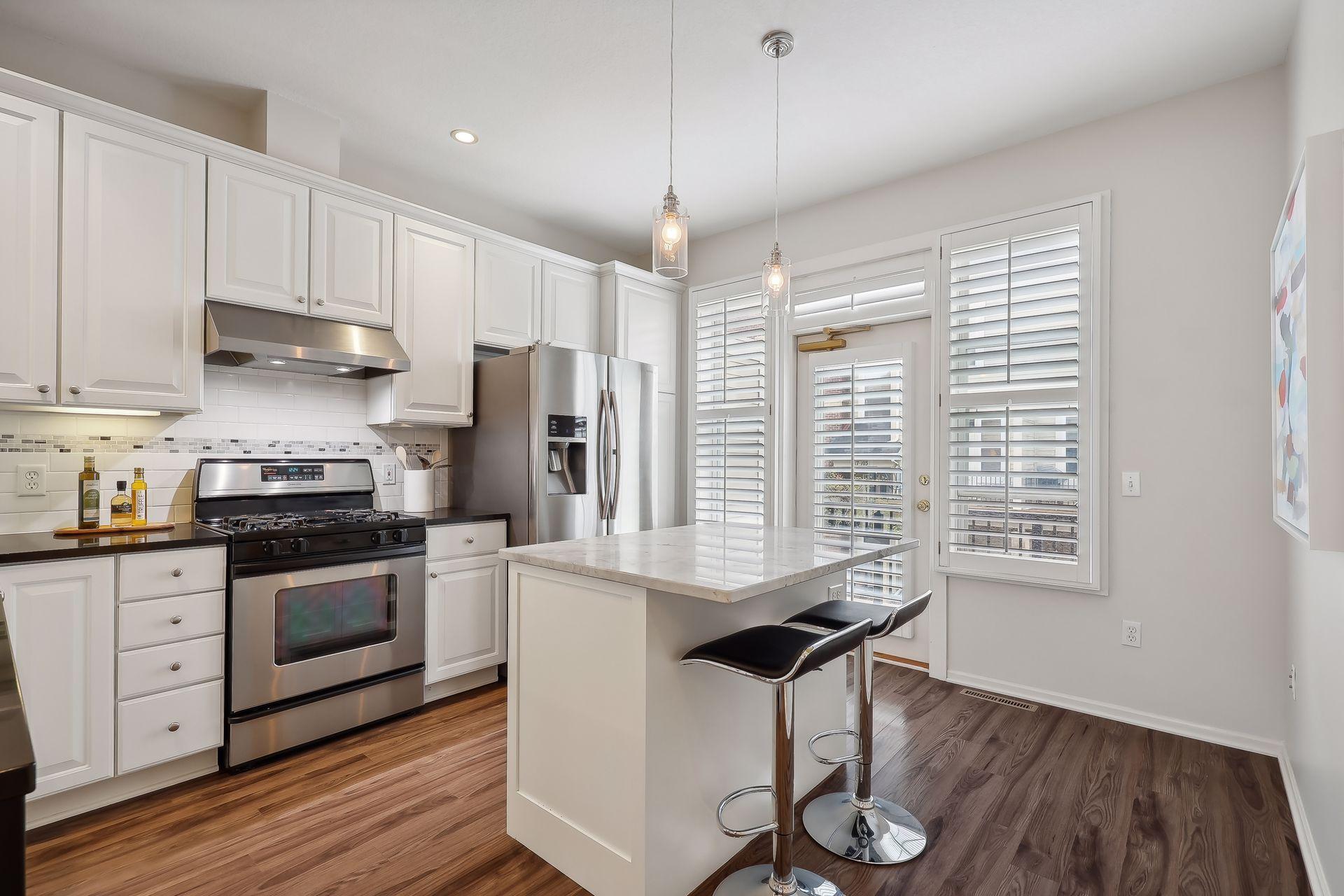 5 4th Avenue N Unit: 102