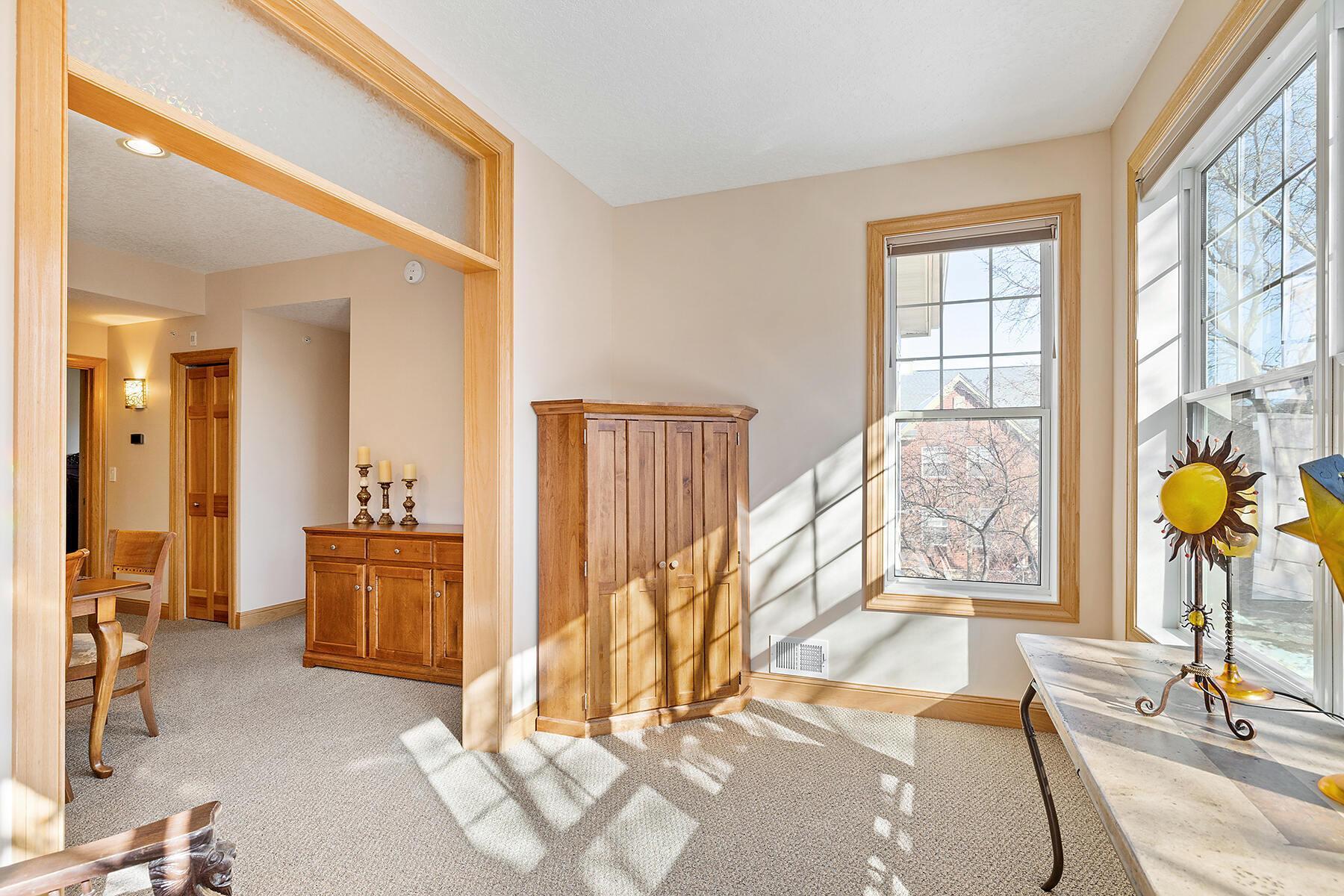 8317 Townsend Drive Unit: 215