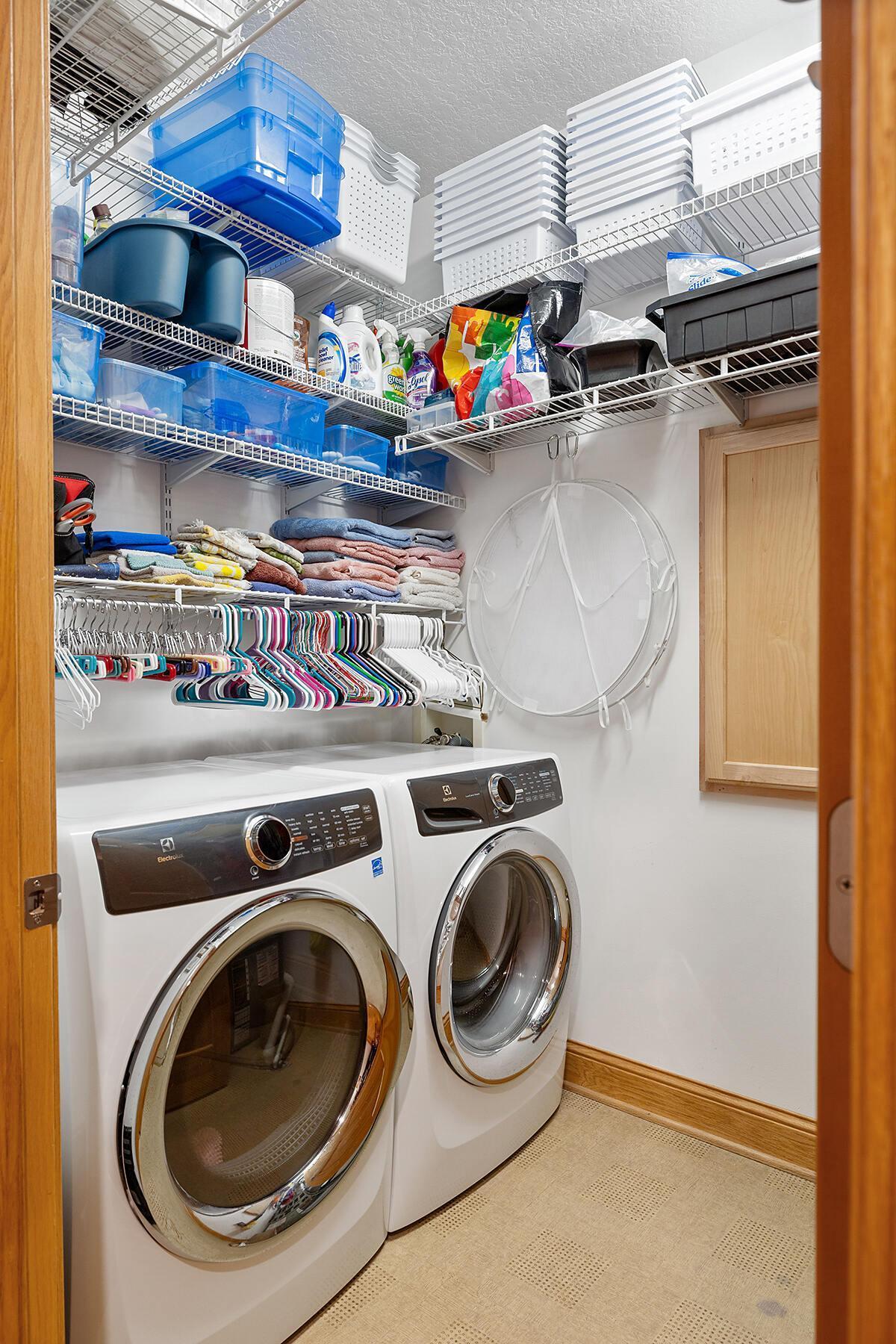 8317 Townsend Drive Unit: 215