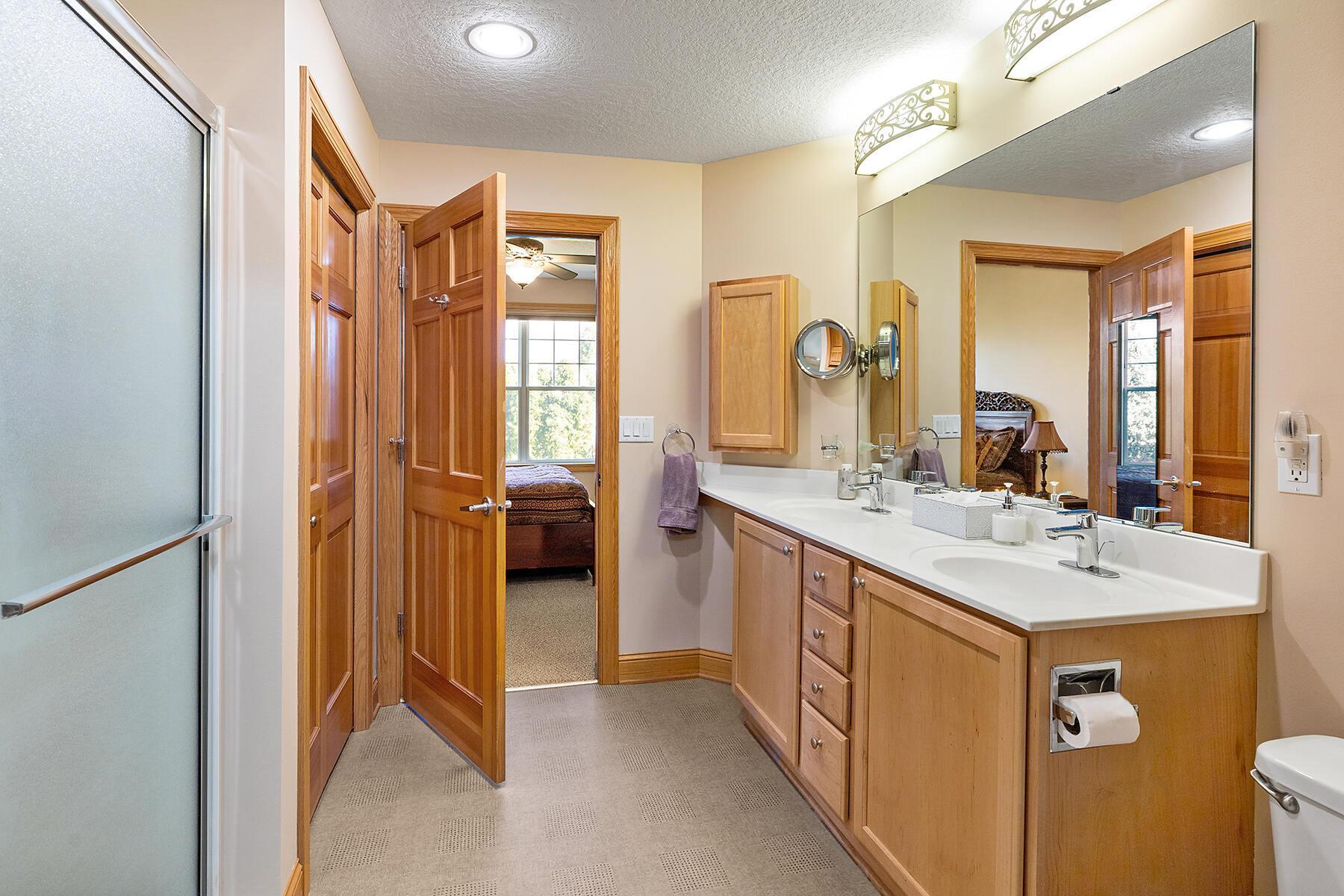 8317 Townsend Drive Unit: 215