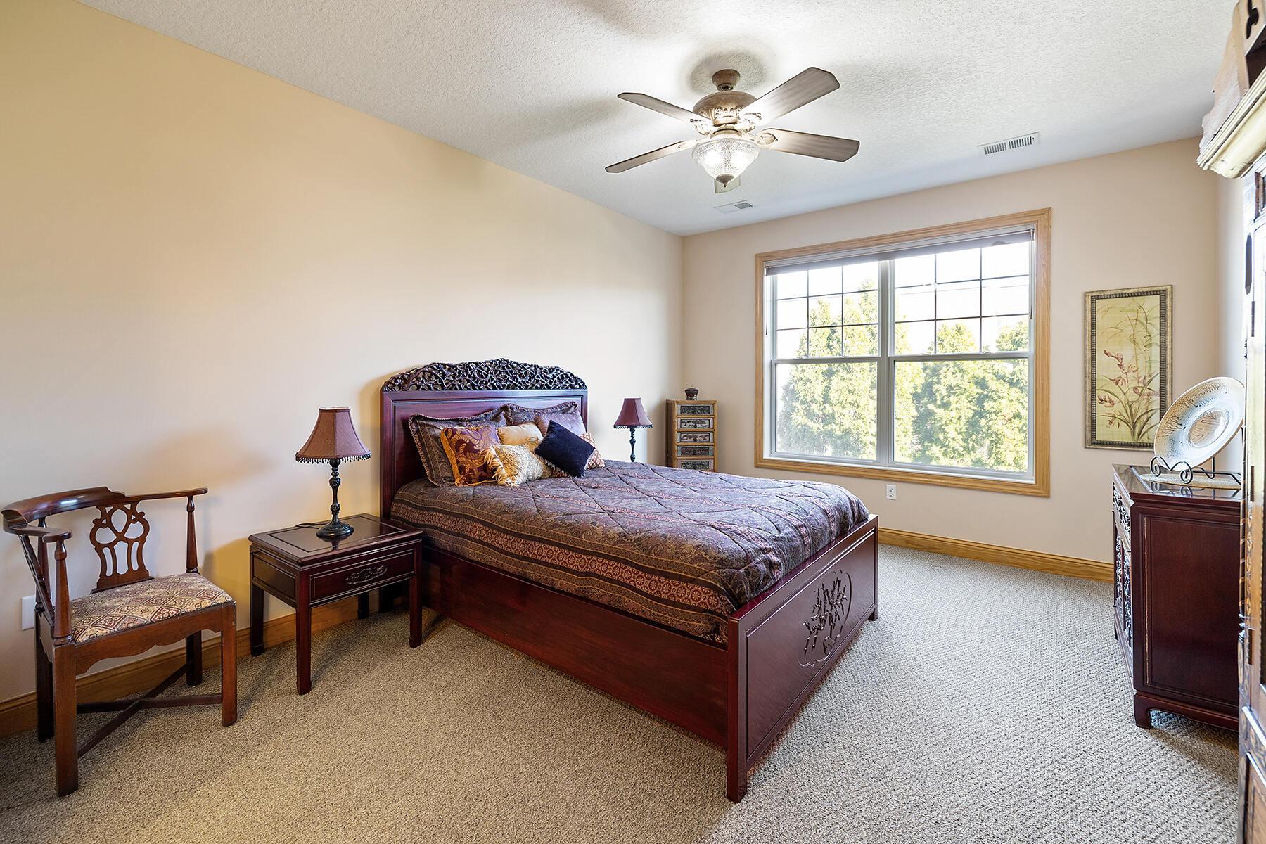 8317 Townsend Drive Unit: 215