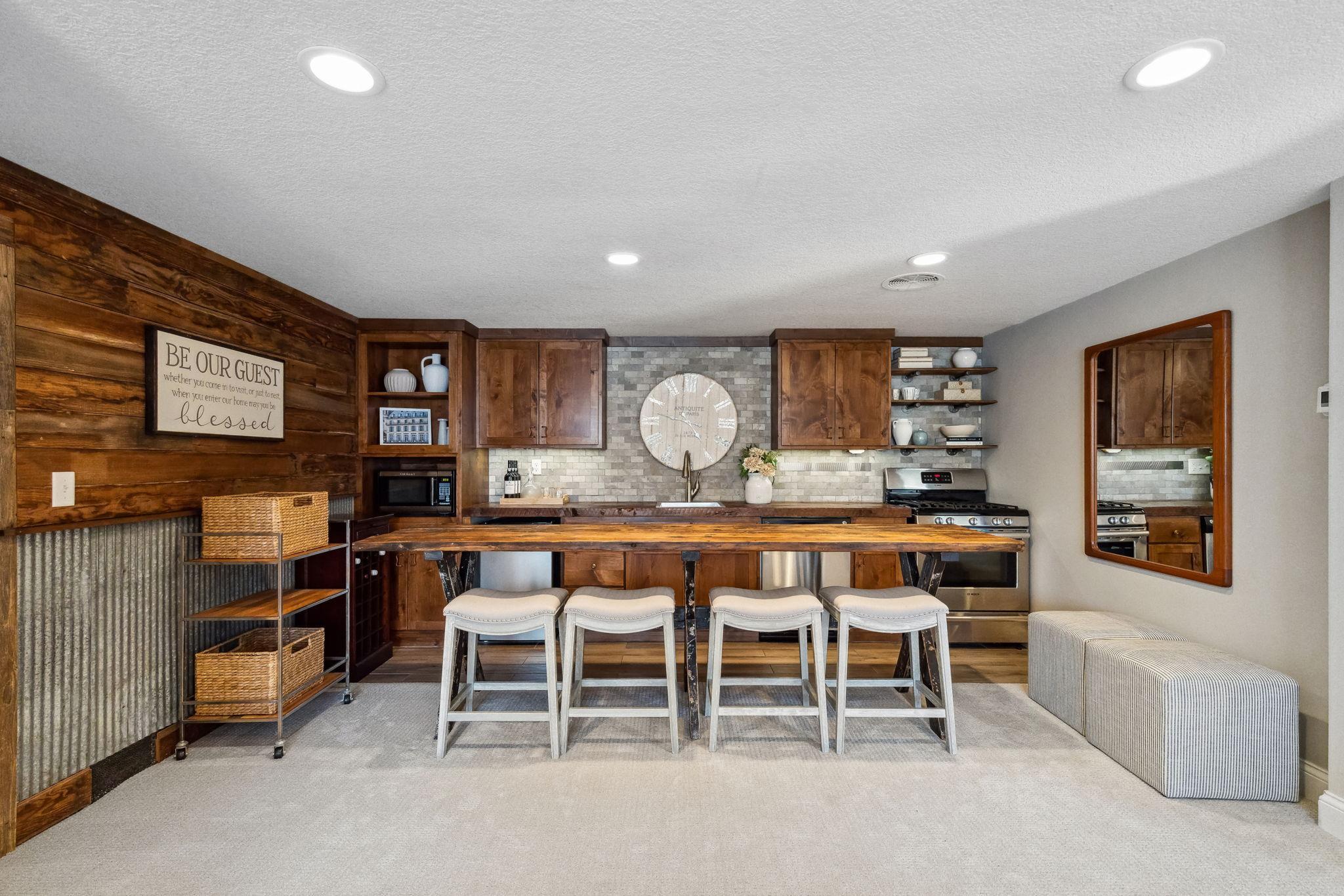 5532 Chantrey Road