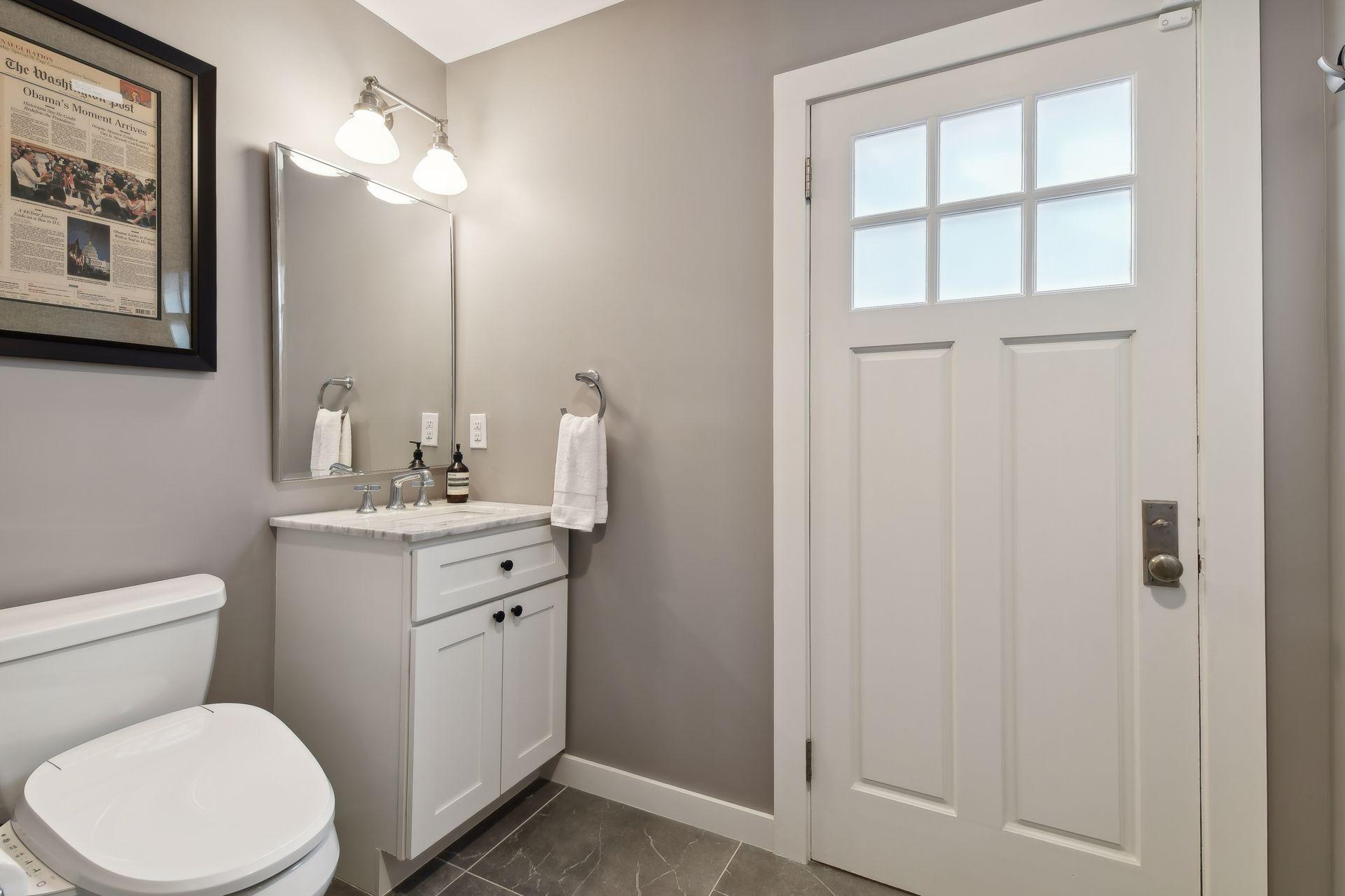 2600 Irving Avenue S