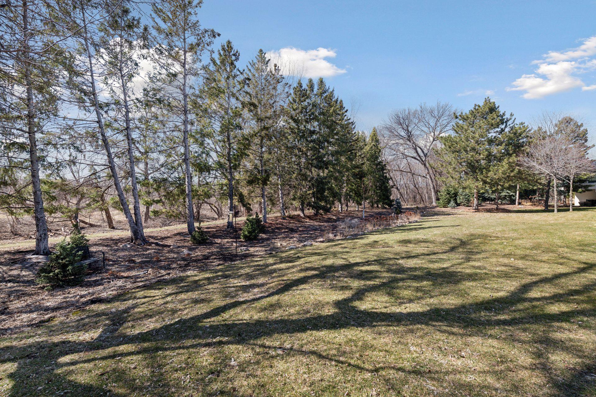 928 Nine Mile Cove S