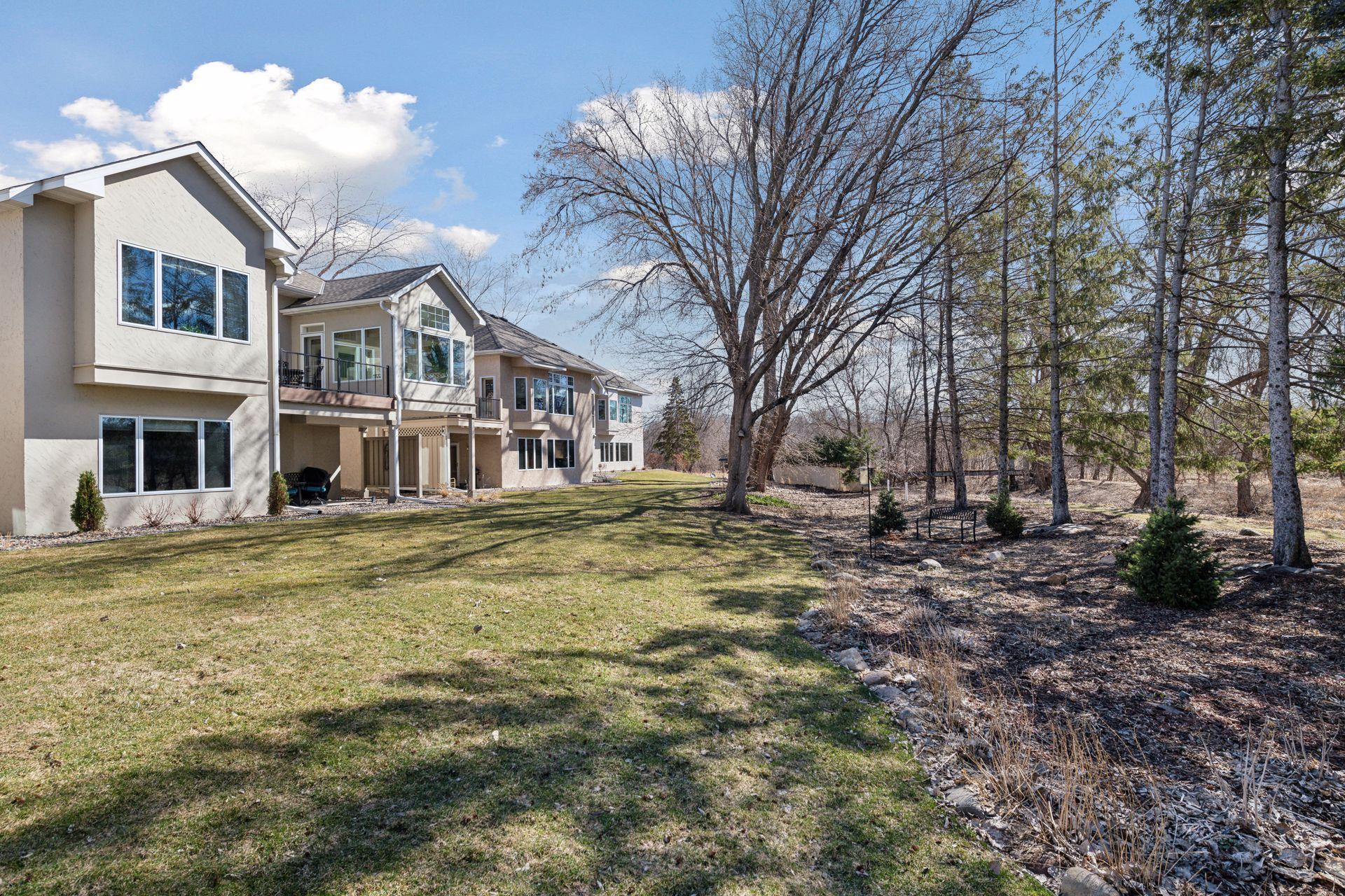 928 Nine Mile Cove S