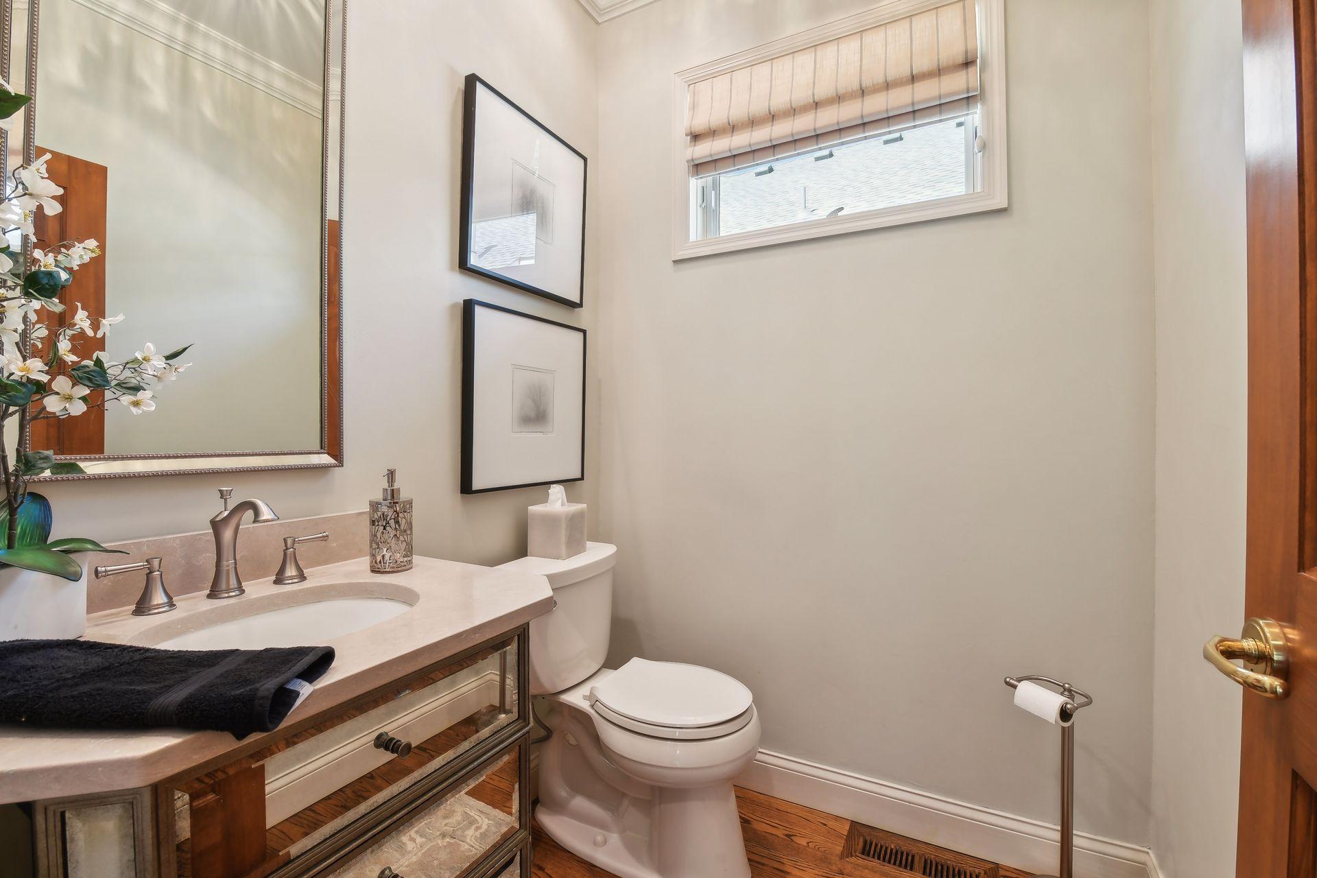 928 Nine Mile Cove S