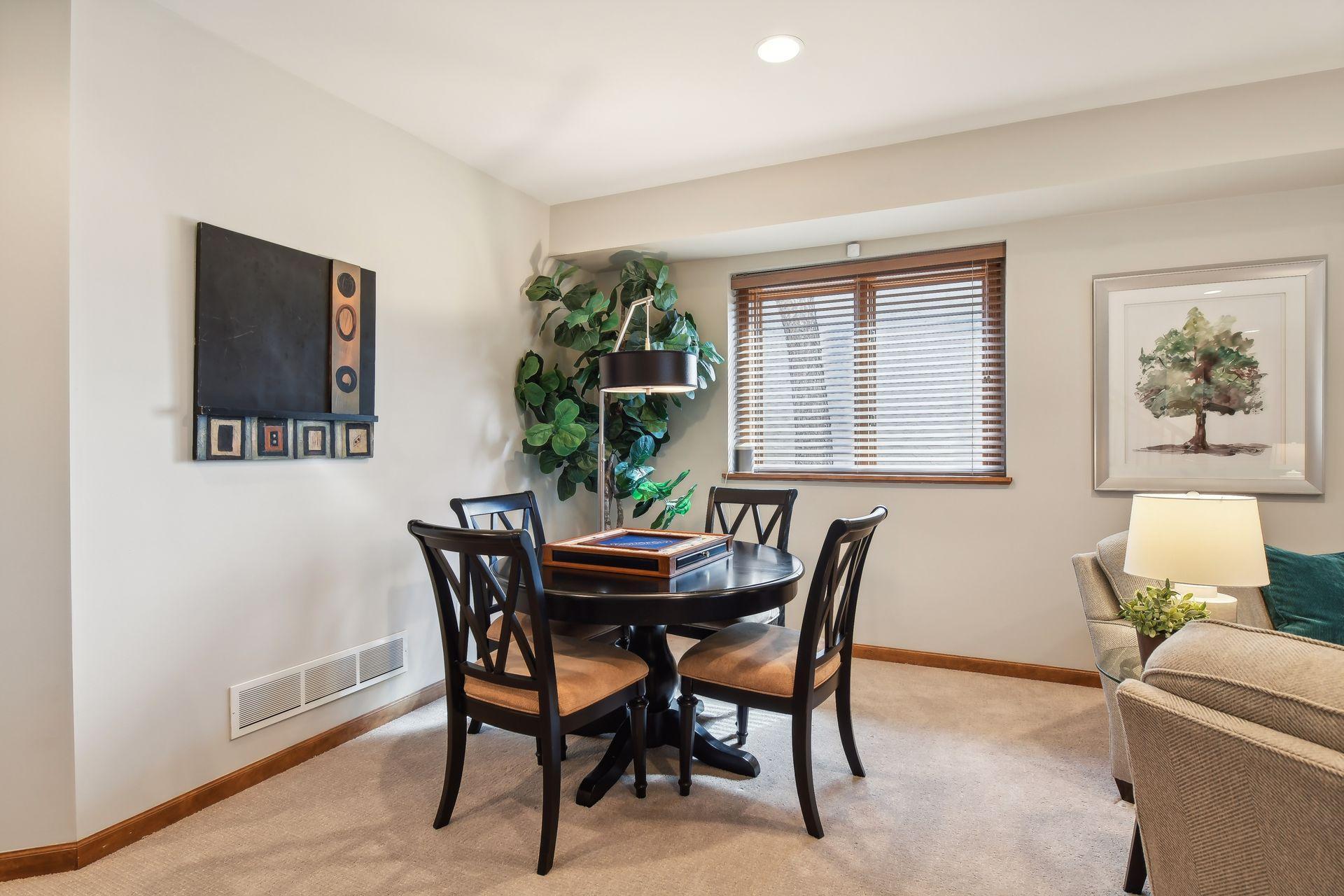 928 Nine Mile Cove S