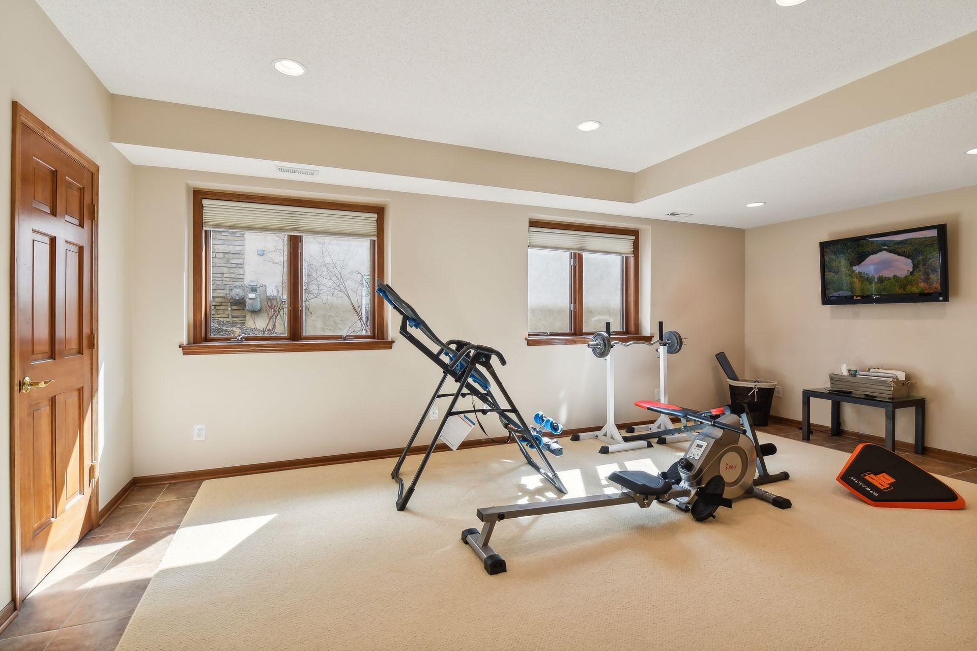 928 Nine Mile Cove S