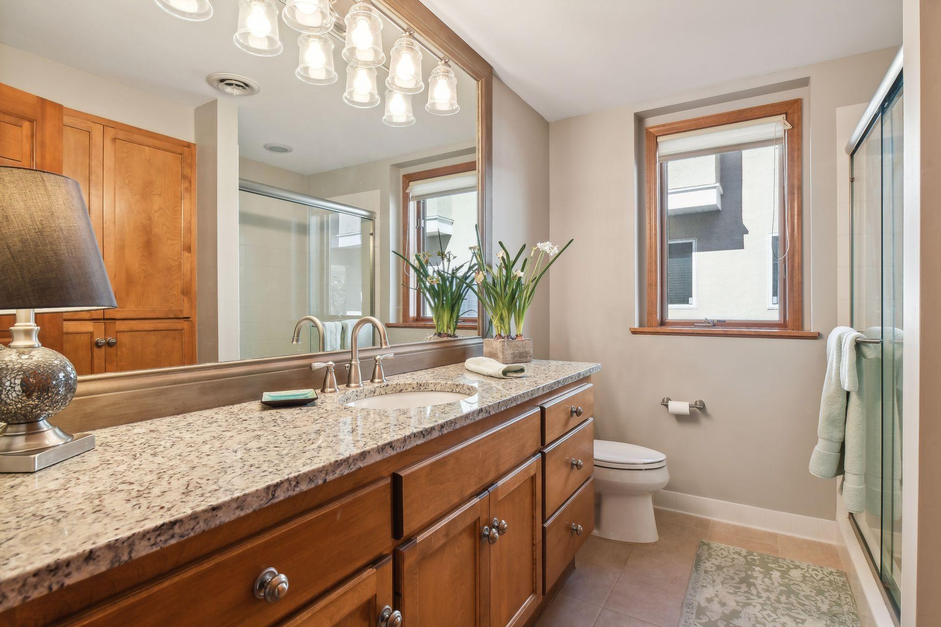 928 Nine Mile Cove S