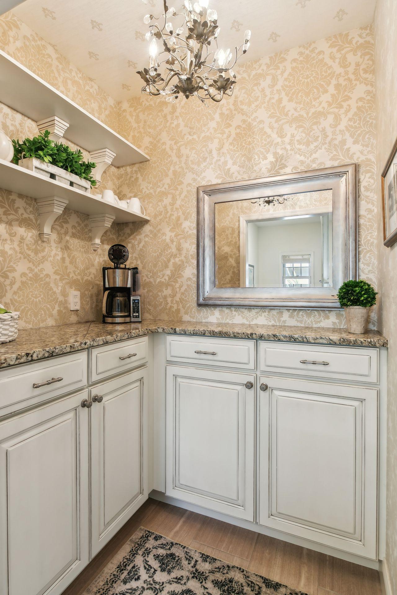 928 Nine Mile Cove S