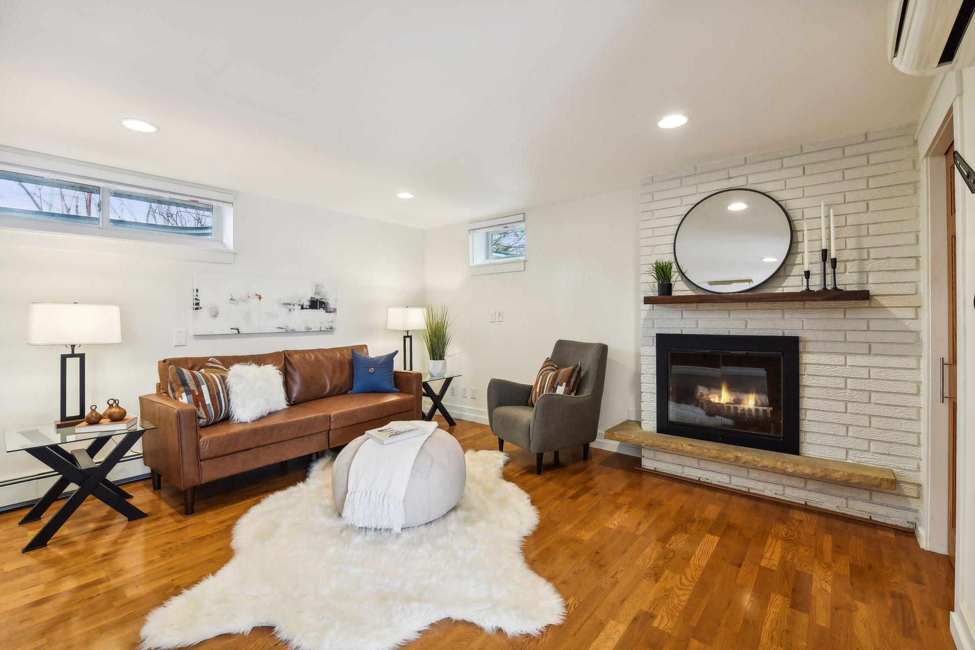 209 Meander Road