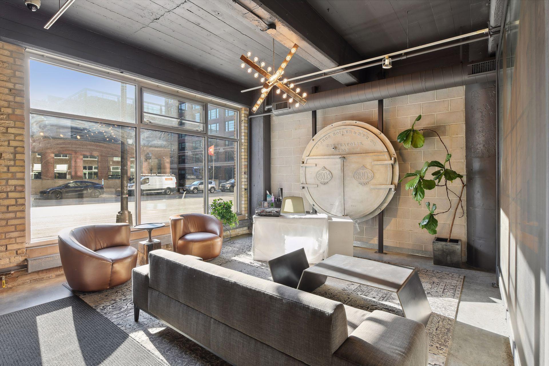 700 Washington Avenue N Unit: 626