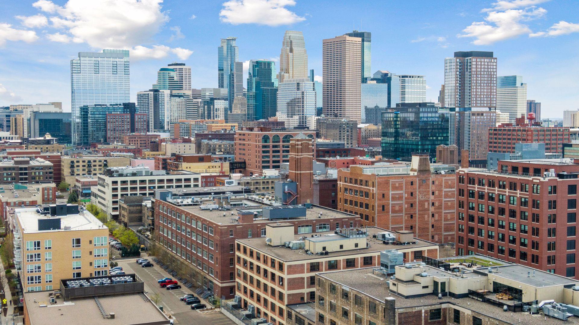 700 Washington Avenue N Unit: 626