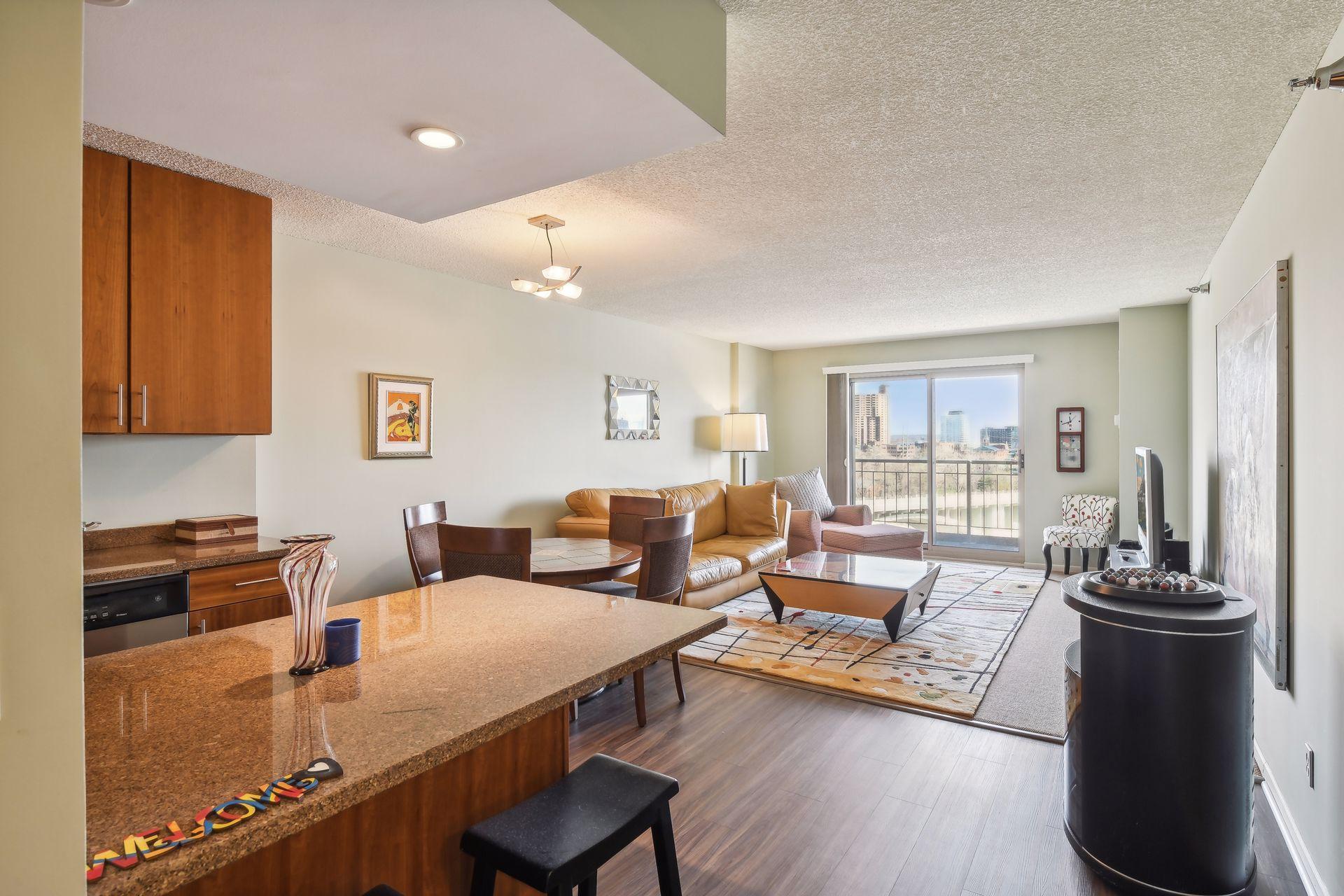 401 S 1st Street Unit: 917