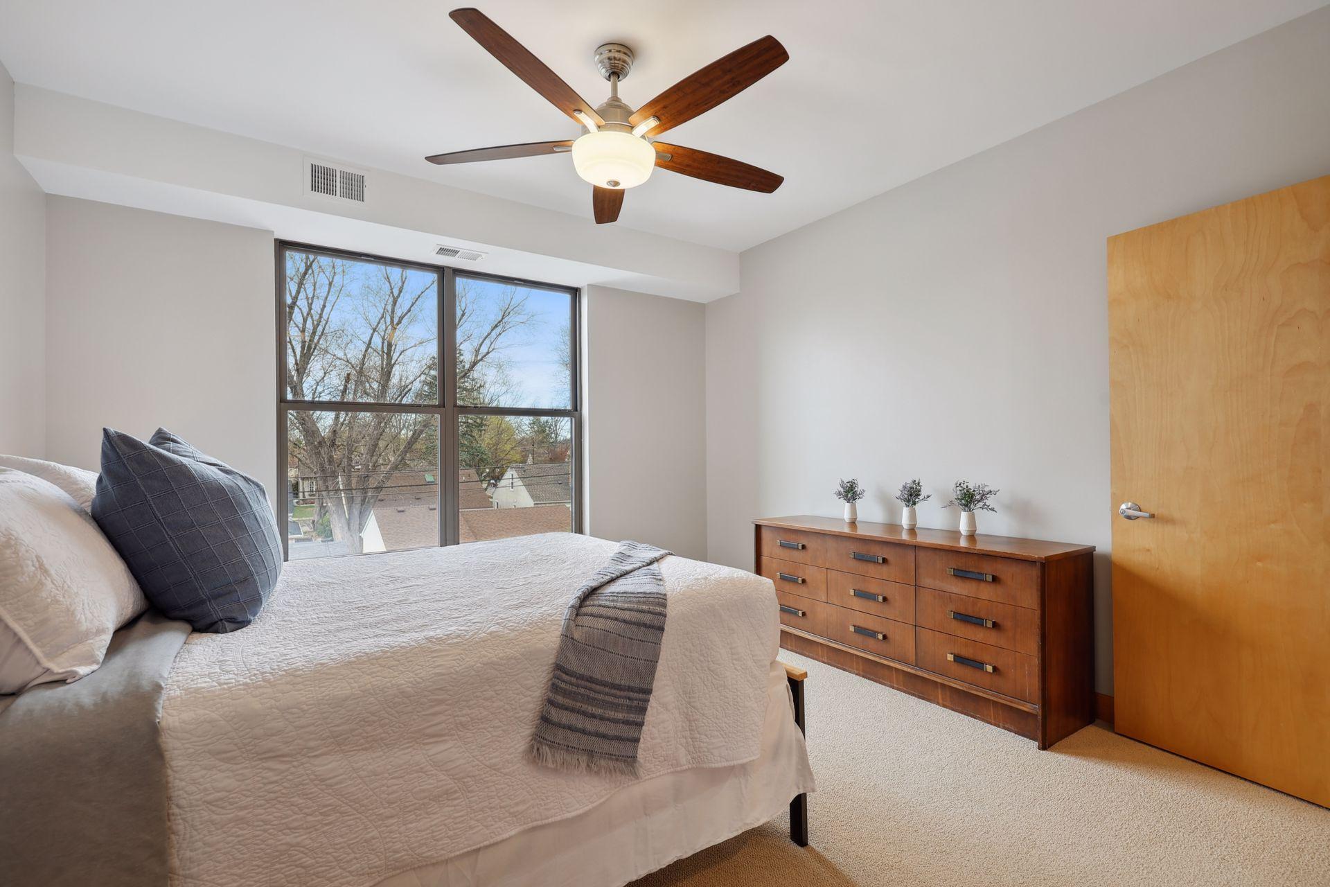 4500 Chicago Avenue Unit: 208