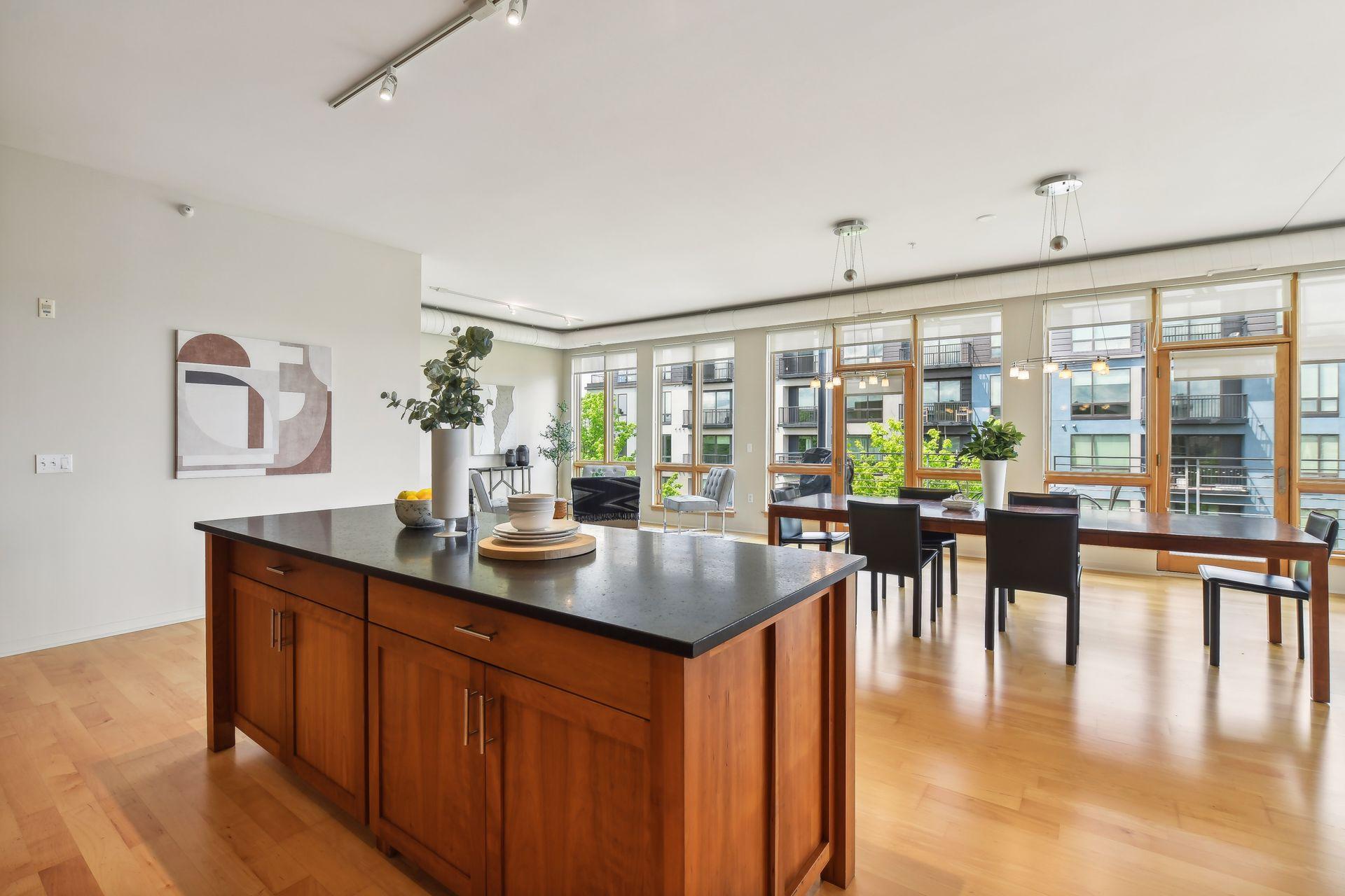 2845 Colfax Avenue S Unit: W401