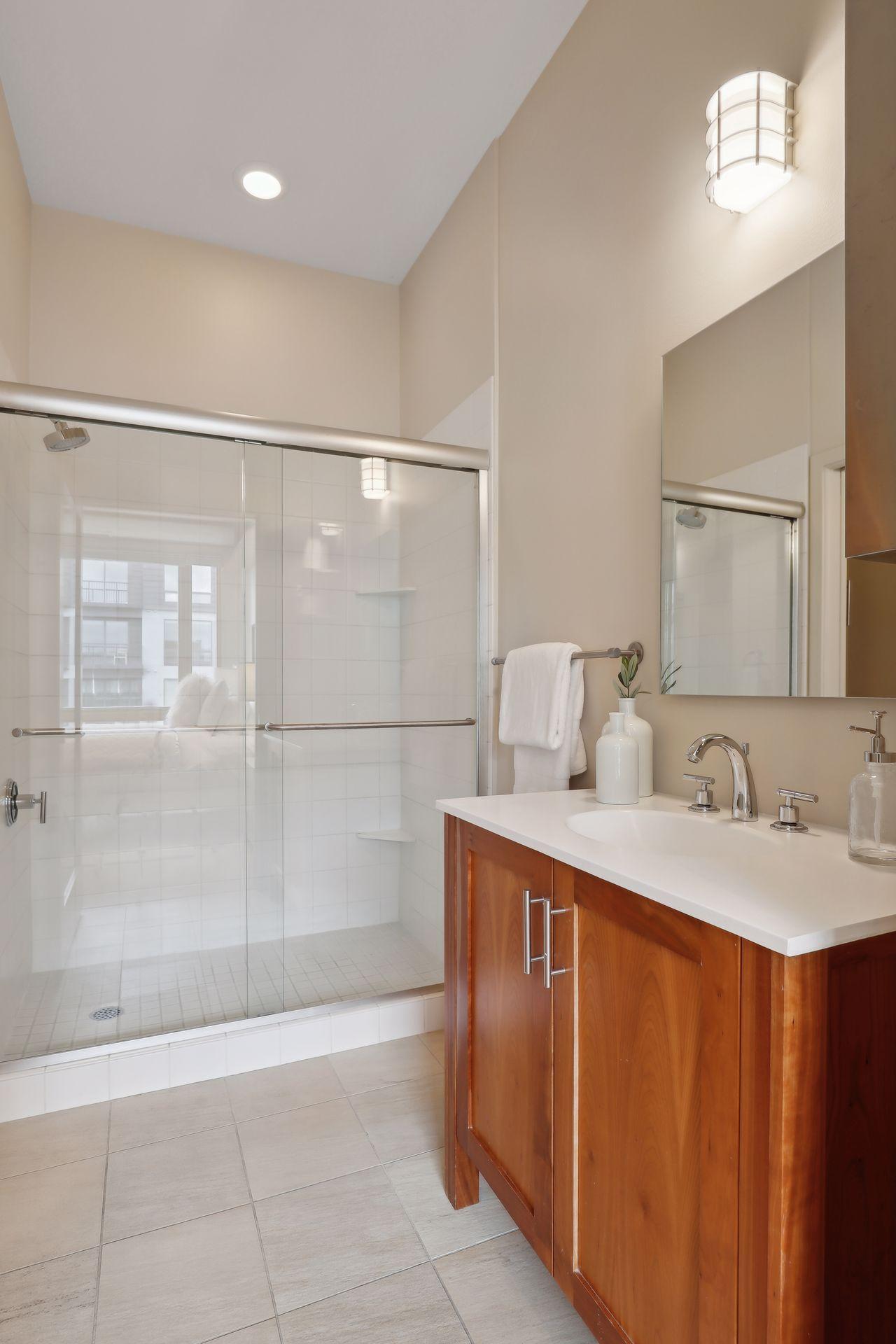 2845 Colfax Avenue S Unit: W401