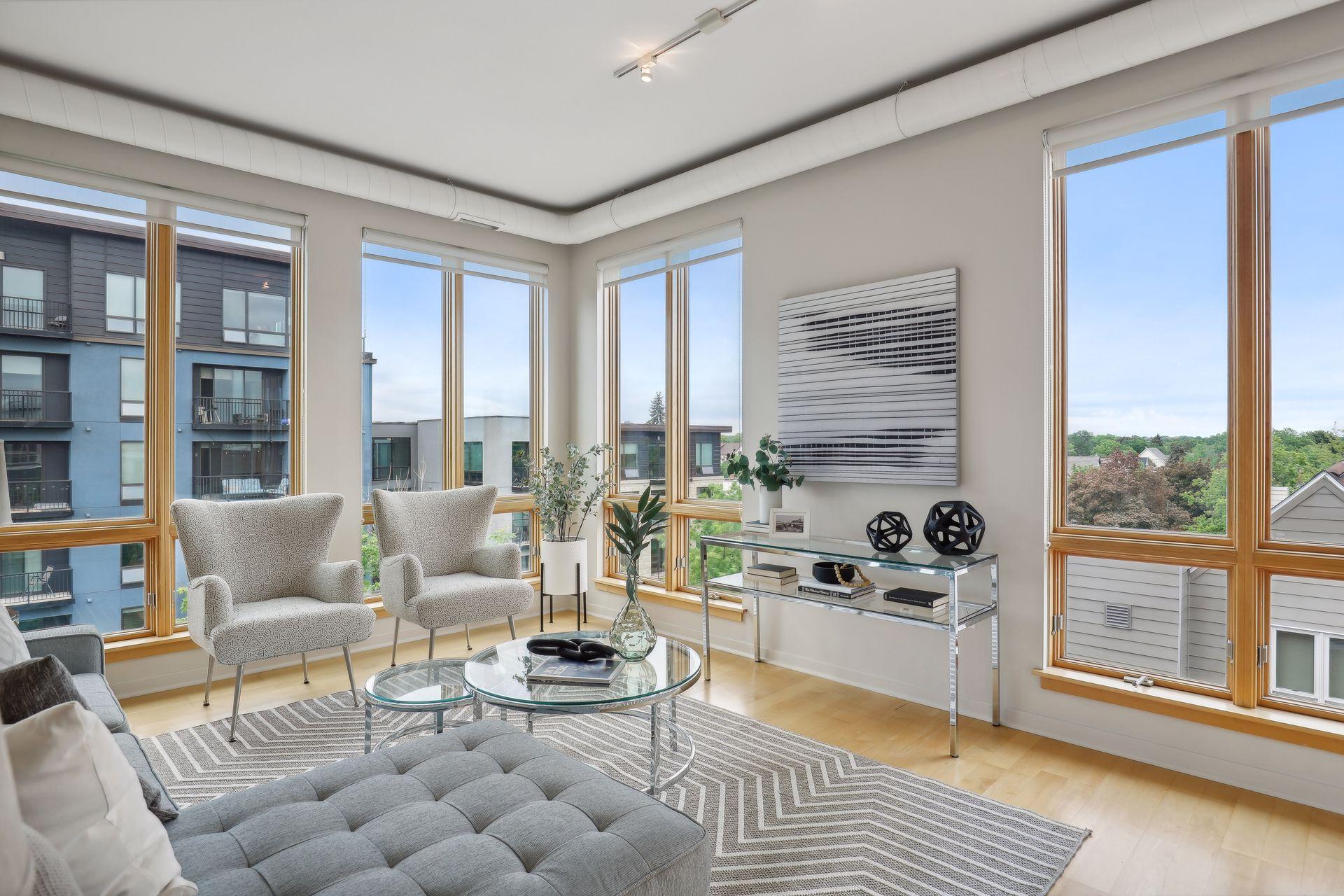 2845 Colfax Avenue S Unit: W401