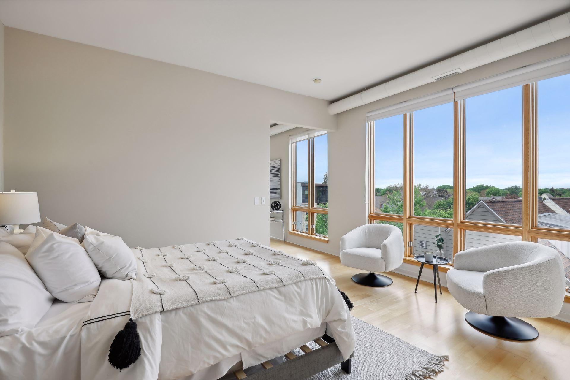 2845 Colfax Avenue S Unit: W401