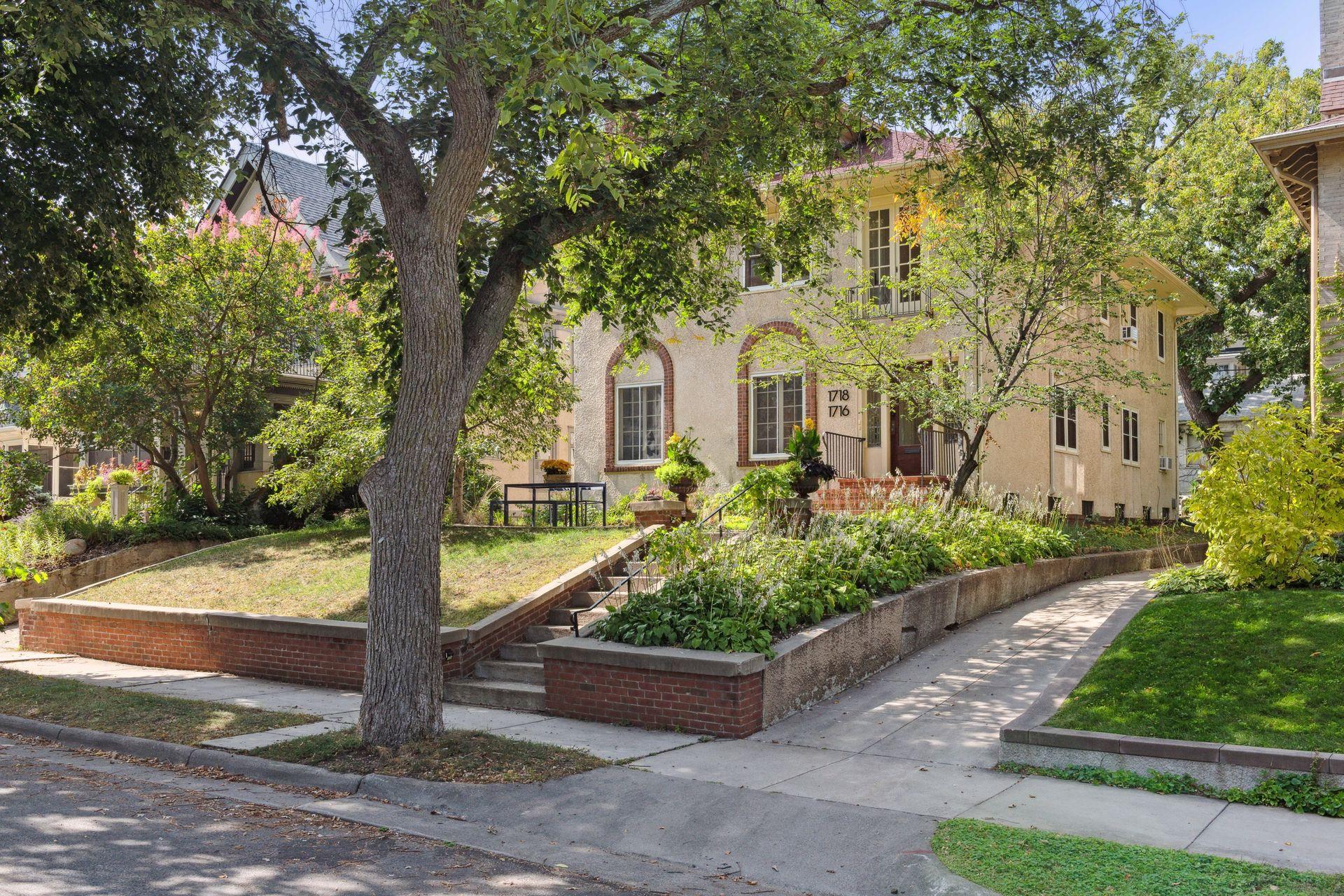 1716 Irving Avenue S