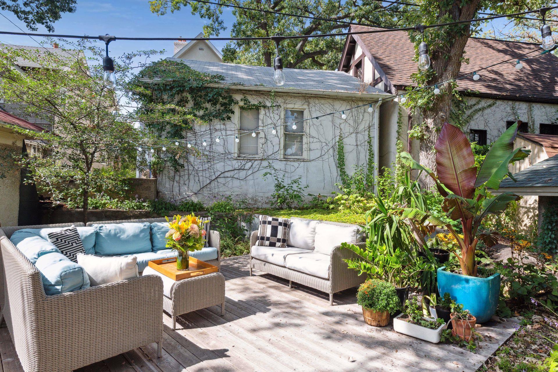 1716 Irving Avenue S