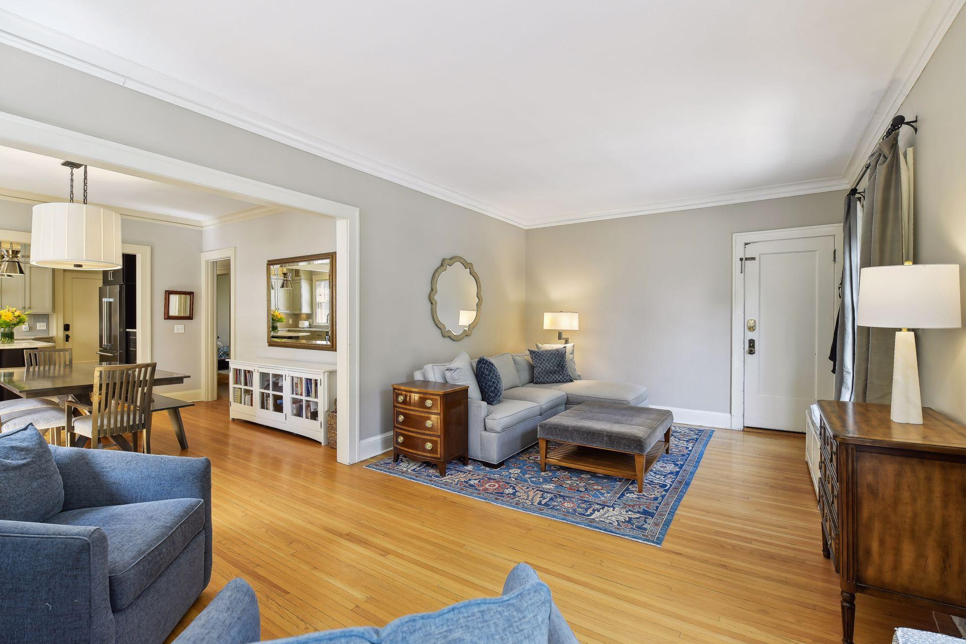 1716 Irving Avenue S