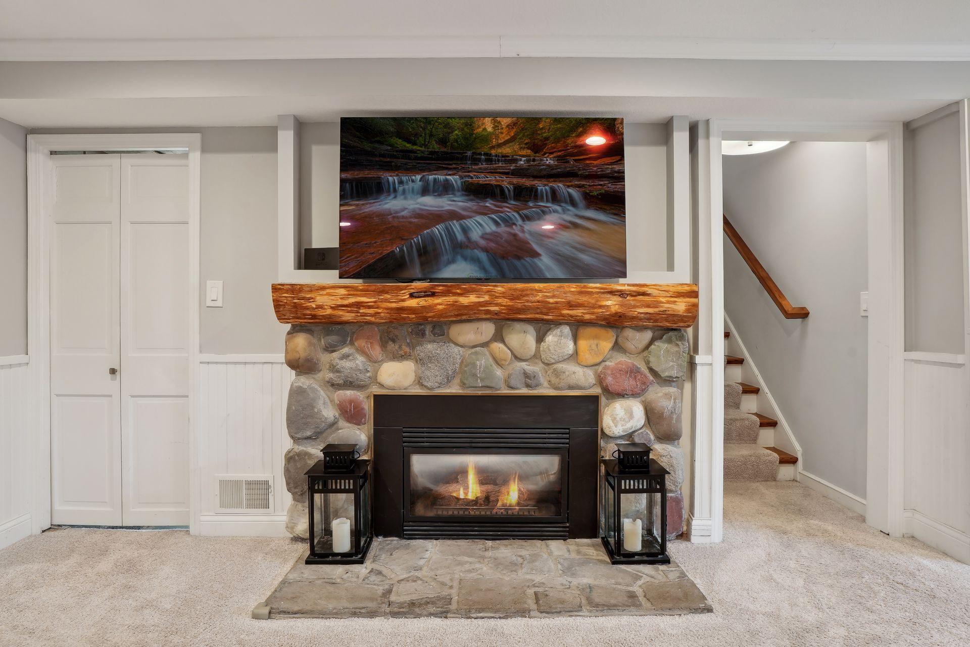 5600 Kellogg Place