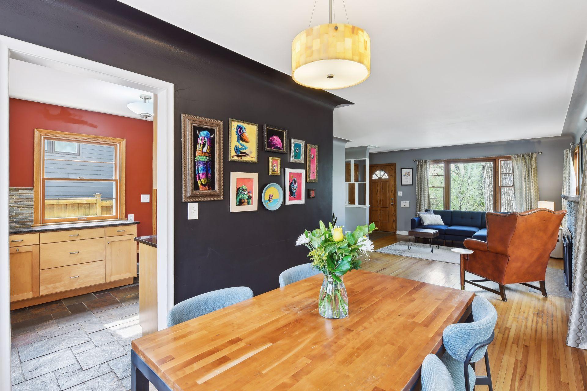 716 E Minnehaha Parkway