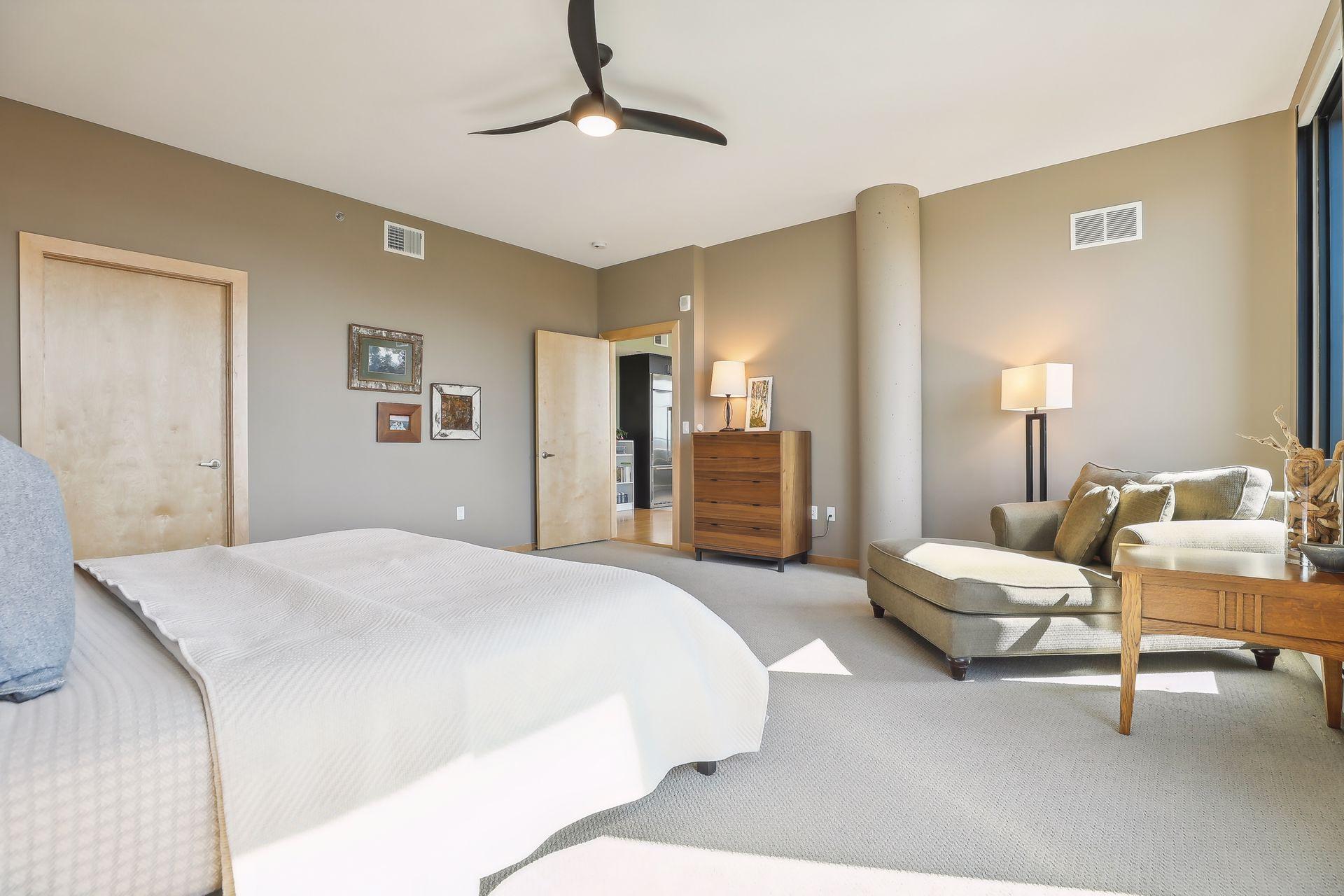 1240 S 2nd Street Unit: 1220