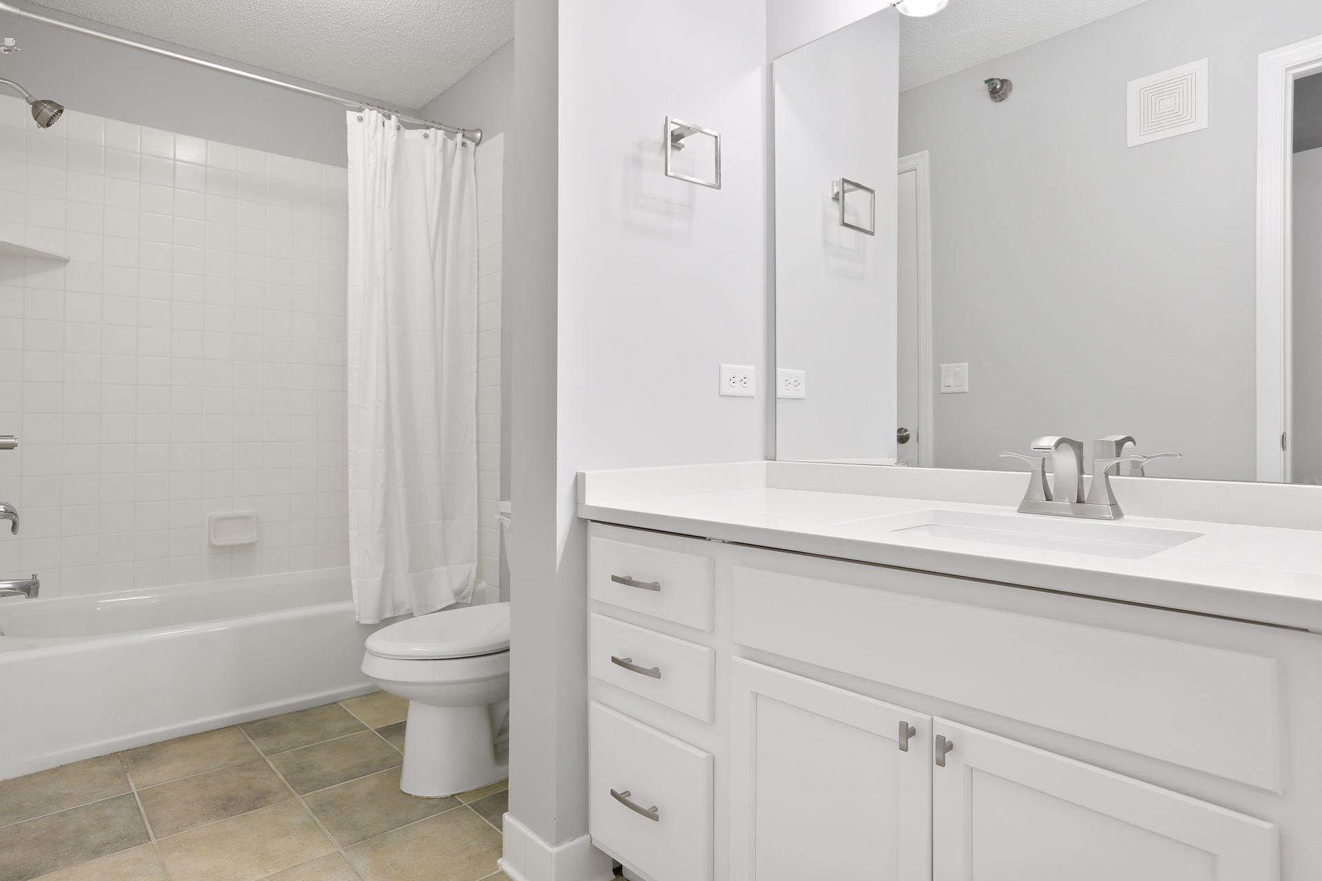 645 N 1st Street Unit: 105