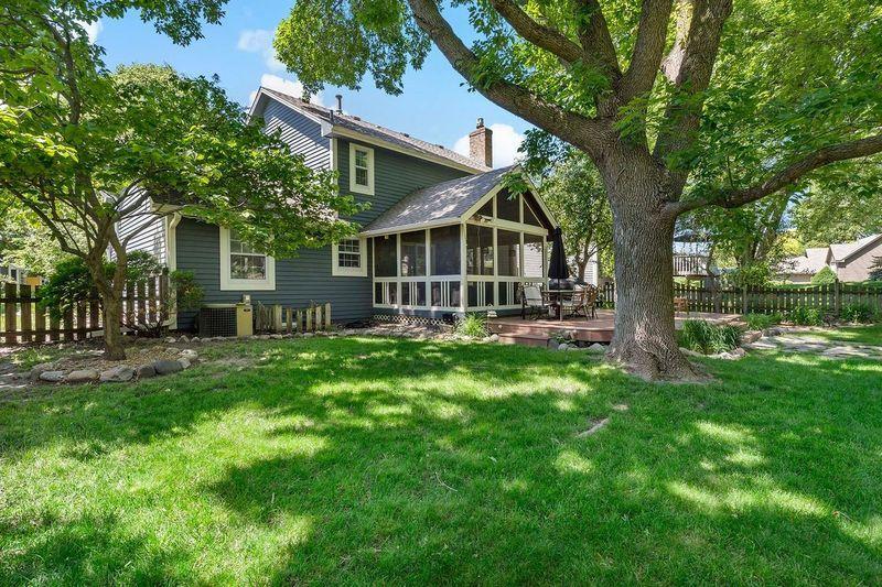 96 Castle Ridge Court